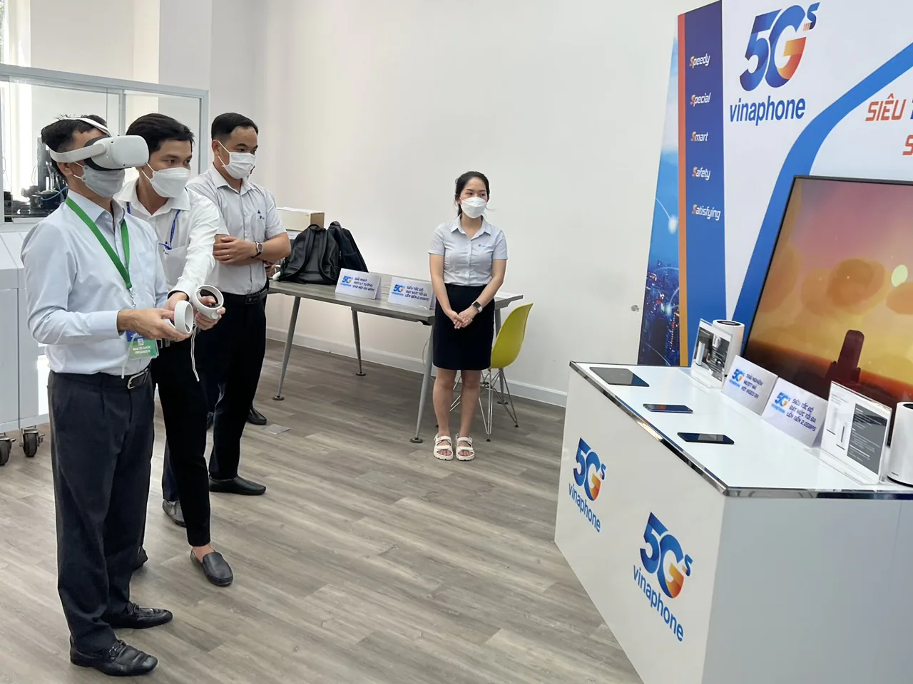VNPT phát sóng 5G VinaPhone phục vụ sự kiện vinh danh Top 7 Cộng đồng thông minh thế giới ICF