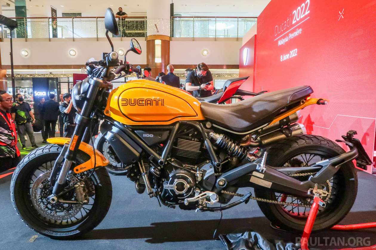 Ducati Scrambler 1100 Tribute Pro 2022 sắp ra mắt tại Việt Nam với màu sơn Giallo Ocra mới