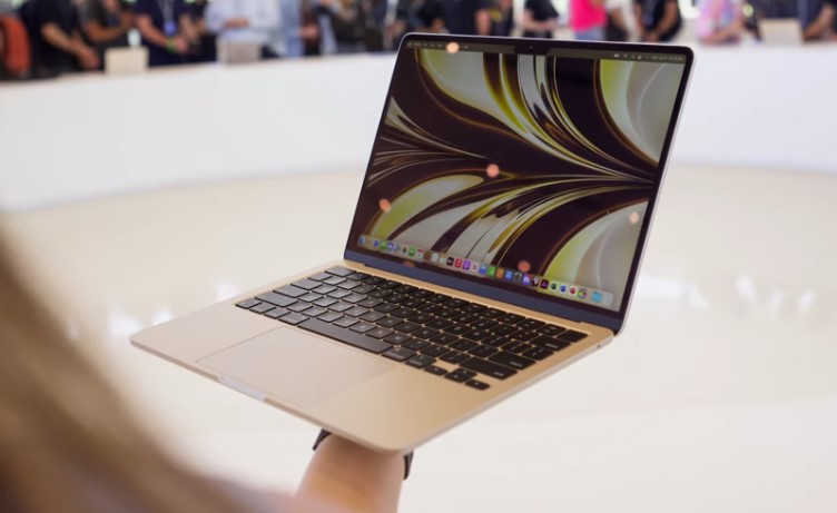 MacBook Air M2 và MacBook Pro M2 vừa ra mắt có giá dự kiến từ 31.99 triệu đồng