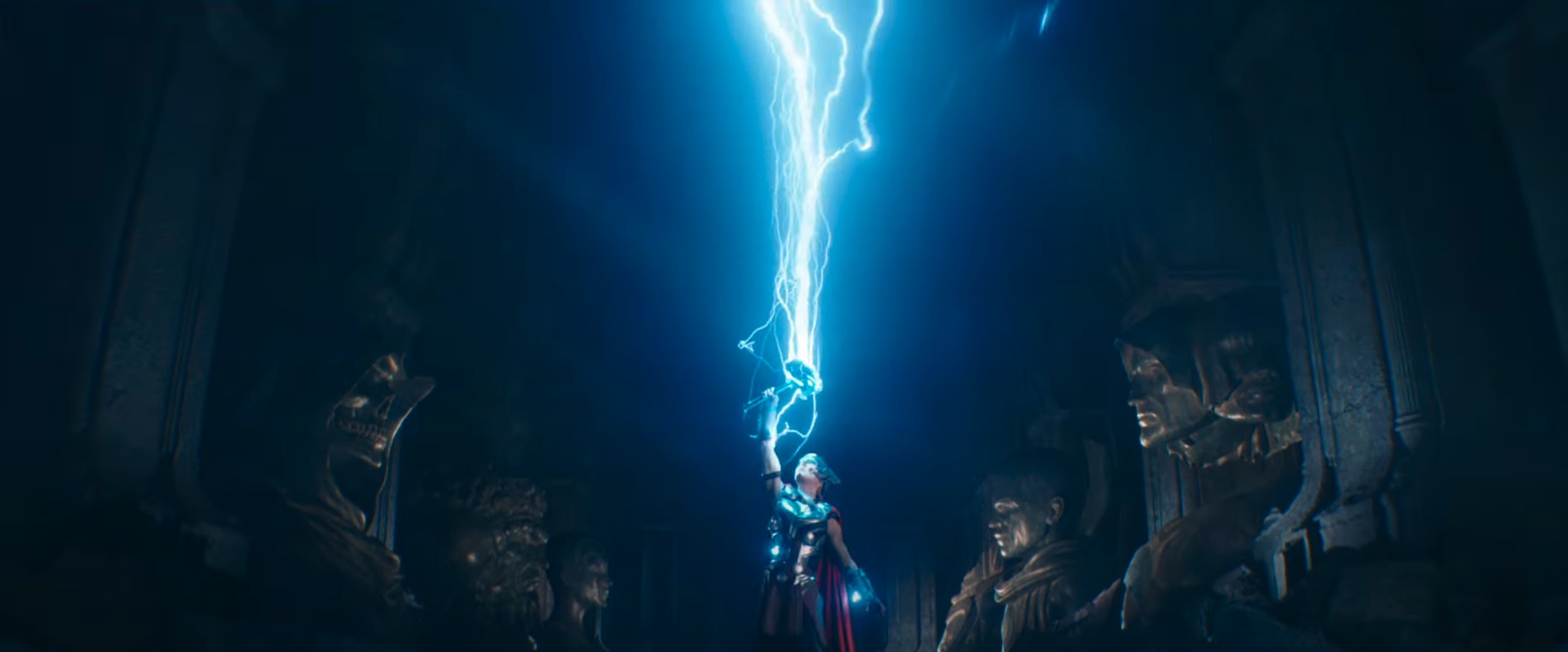 Lộ diện những siêu anh hùng sẽ kề vai sát cánh cùng Thor đối đầu với kẻ sát thần Gorr trong Love and Thunder