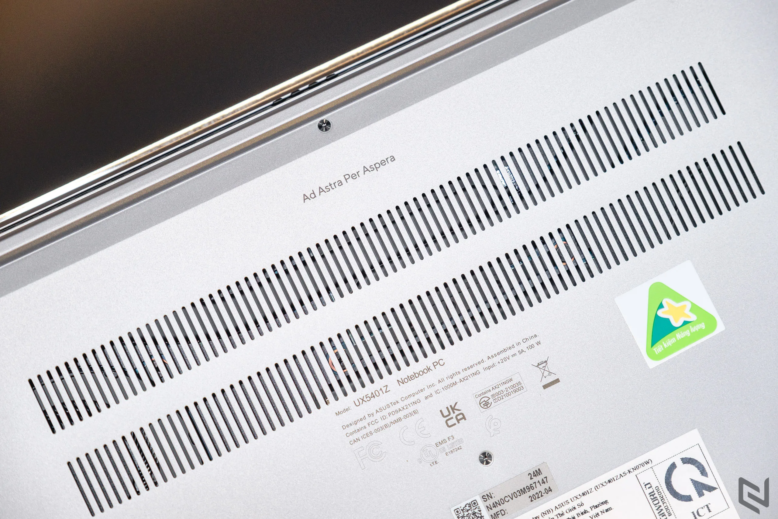Trên tay ASUS Zenbook 14X OLED Space Edition: Siêu phẩm kỷ niệm hành trình chinh phục những vì sao