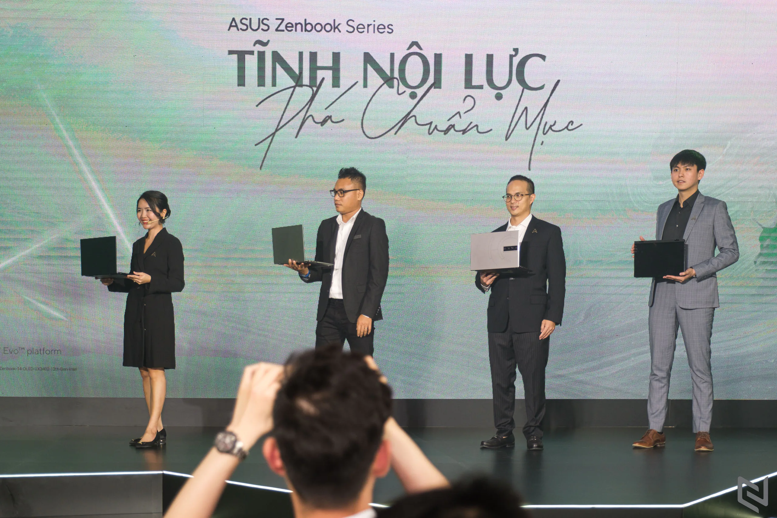 ASUS làm mới Zenbook Series với tinh thần “Tĩnh nội lực – Phá chuẩn mực”