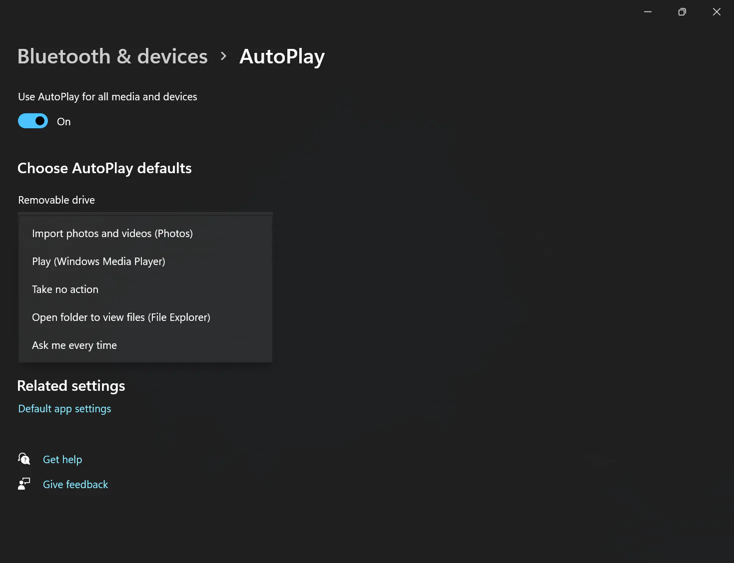 Hướng dẫn thiết lập hoặc tắt tính năng AutoPlay trên Windows 11