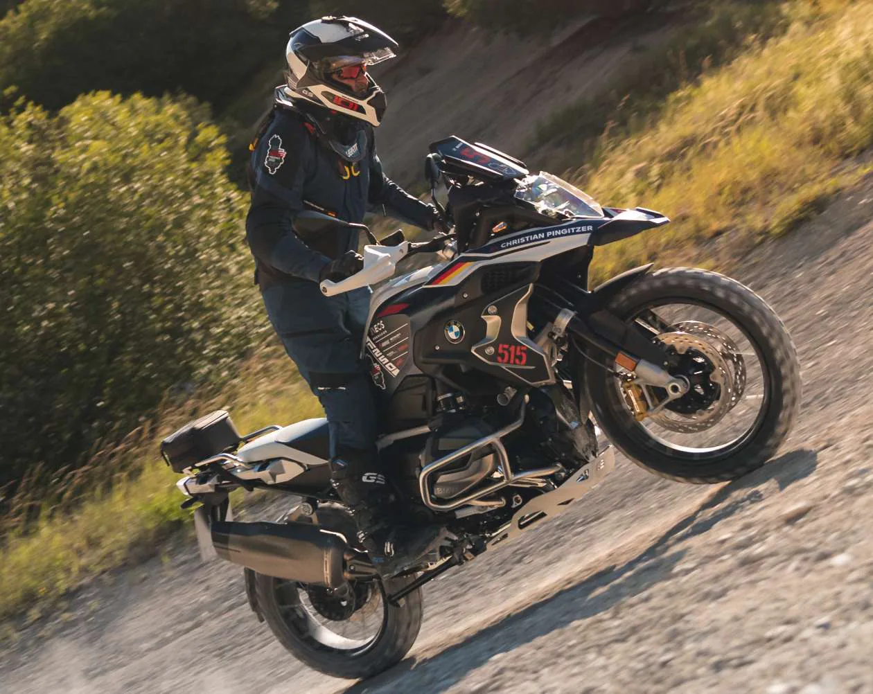 BMW R1250GS Trophy Competition 2022 trình làng chuẩn bị cho giải đua mạo hiểm GS Trophy