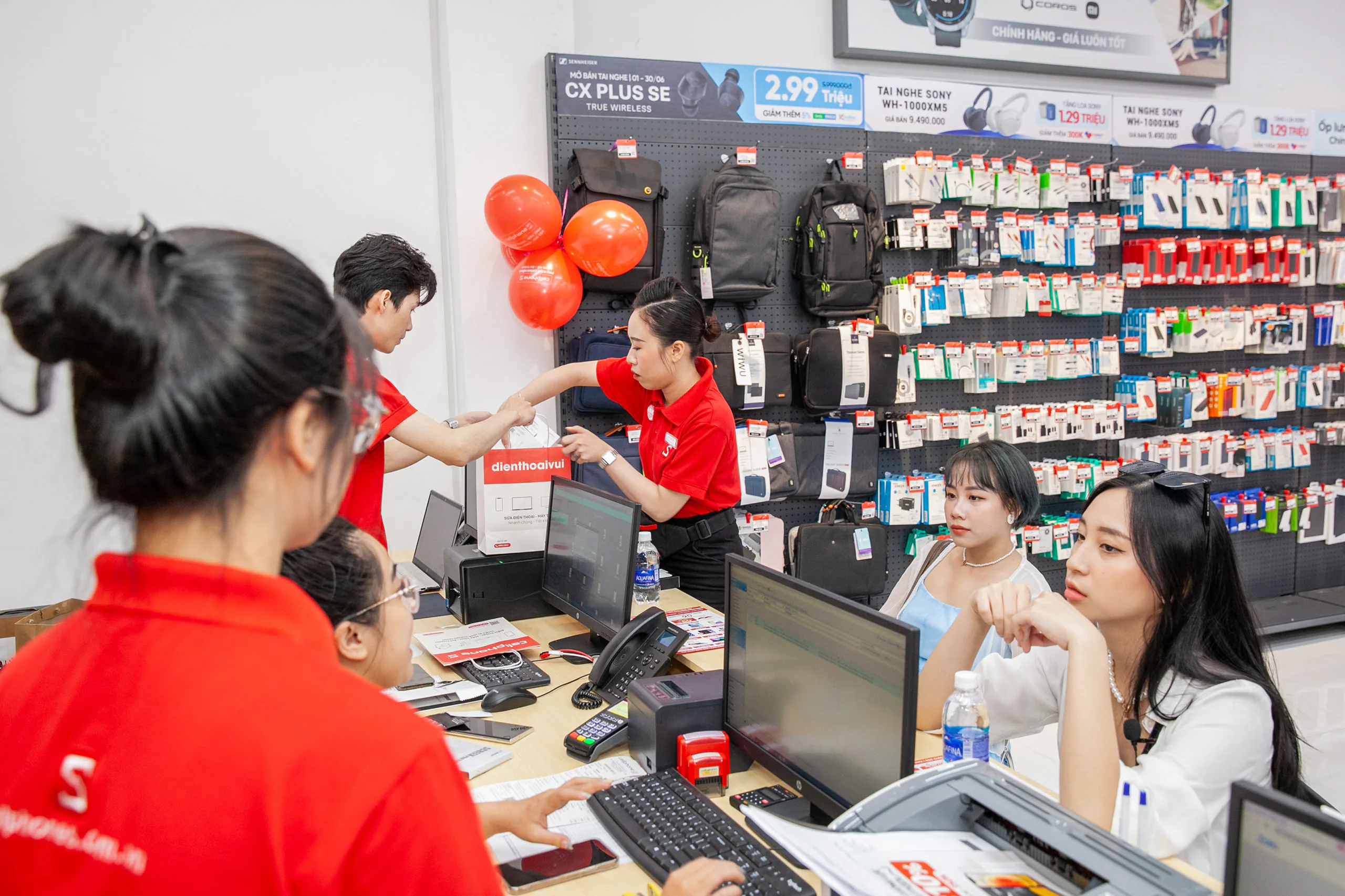 CellphoneS khai trương cửa hàng đầu tiên tại Đà Nẵng, đánh dấu cột mốc 90 cửa hàng toàn quốc