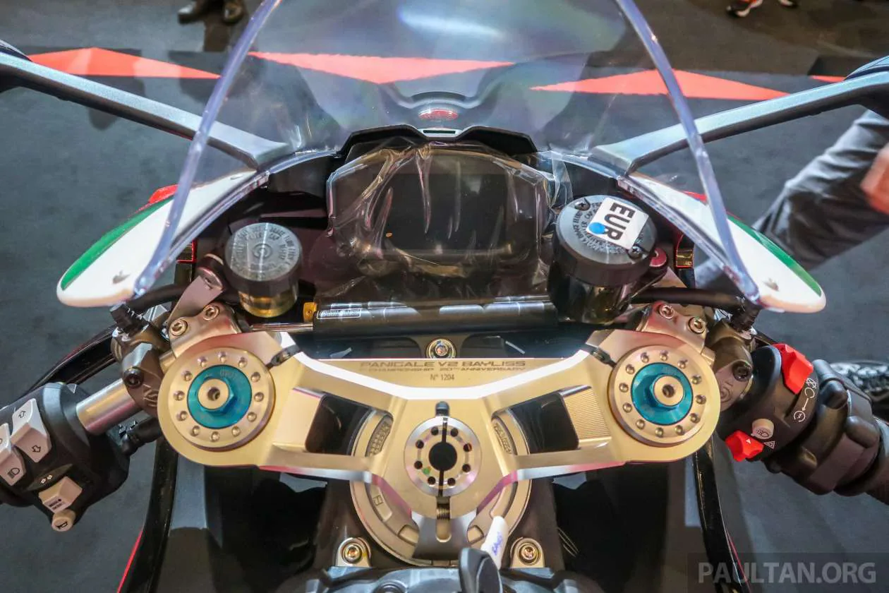 Mẫu xe kỷ niệm Panigale V2 Bayliss 1st Championship 20th Anniversary có giá bán 31,100 USD