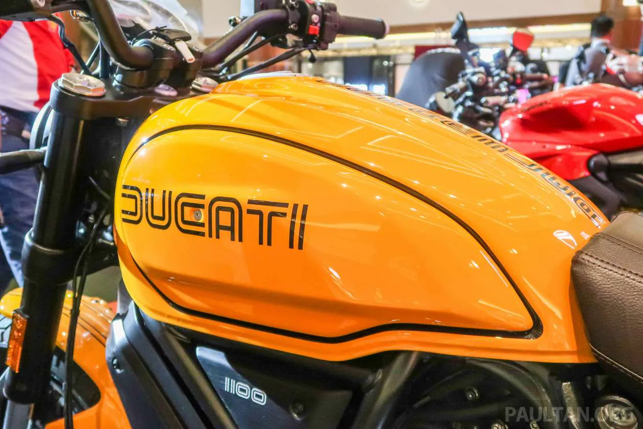 Ducati Scrambler 1100 Tribute Pro 2022 sắp ra mắt tại Việt Nam với màu sơn Giallo Ocra mới
