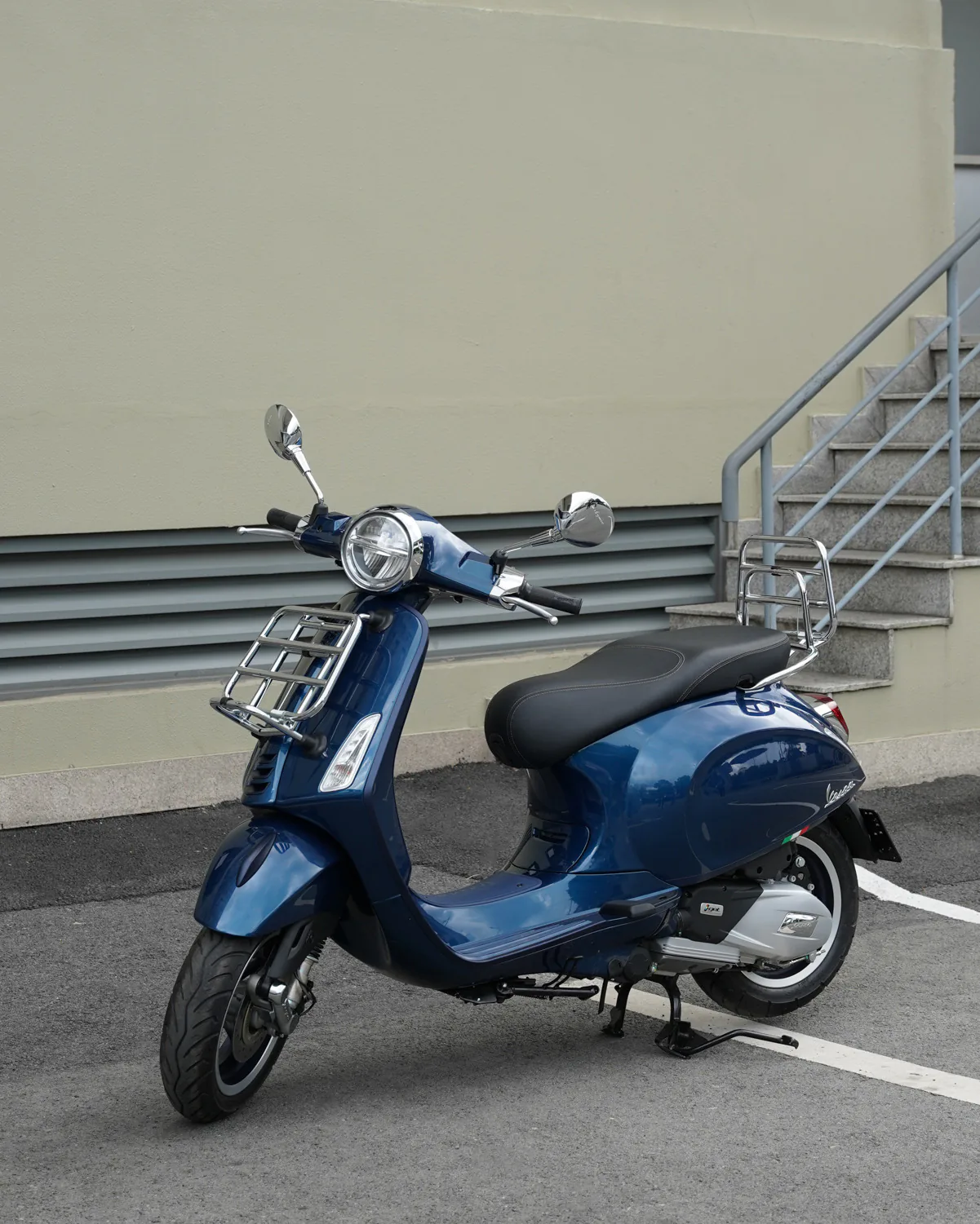 Vespa Sprint và Vespa Primavera bản 2022 sẽ có màu áo mới sống động hơn