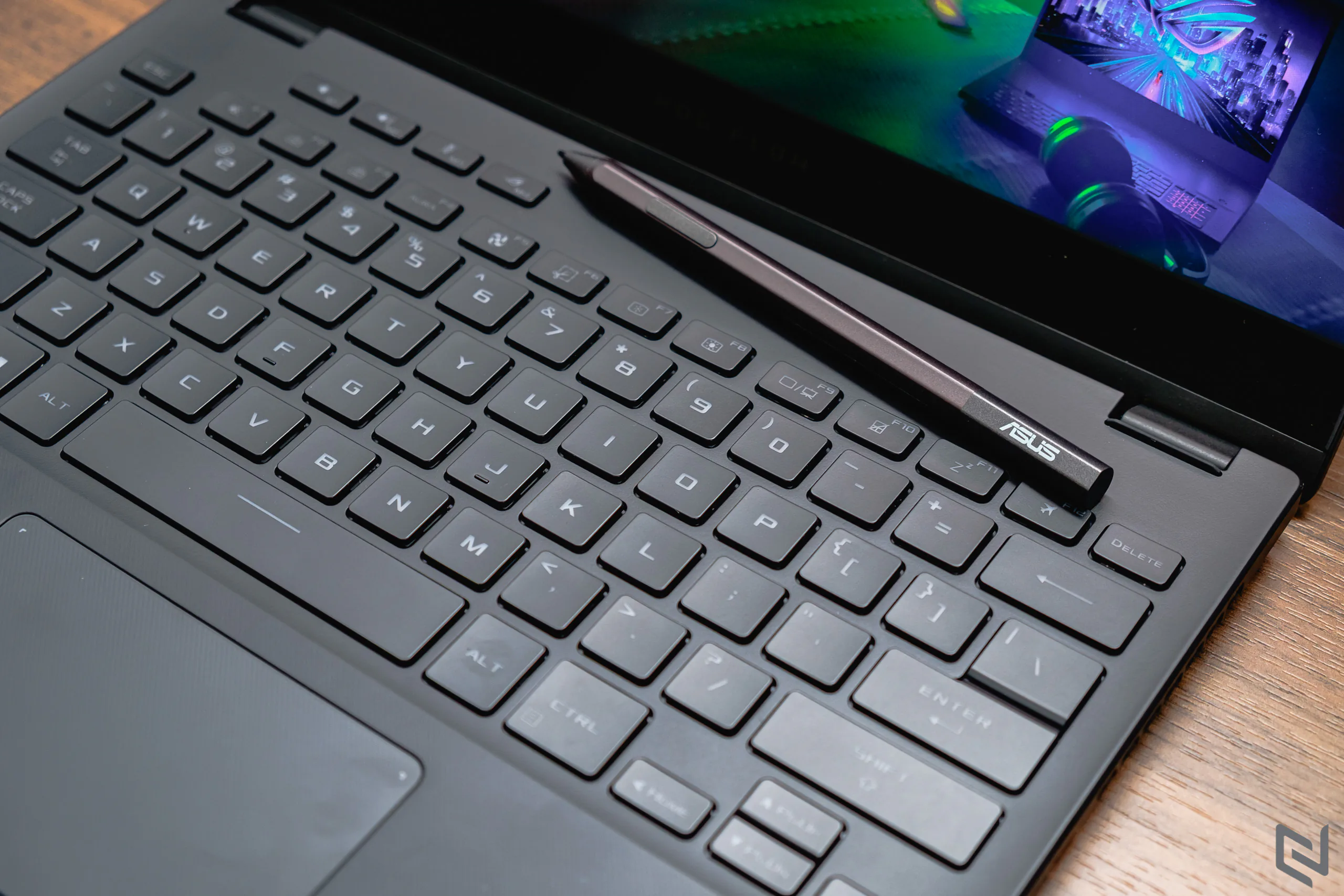 Đánh giá laptop gaming ROG Flow X13 (2022) cùng eGPU XG Mobile 3080: Combo làm việc và giải trí đa năng, linh hoạt dành cho bạn