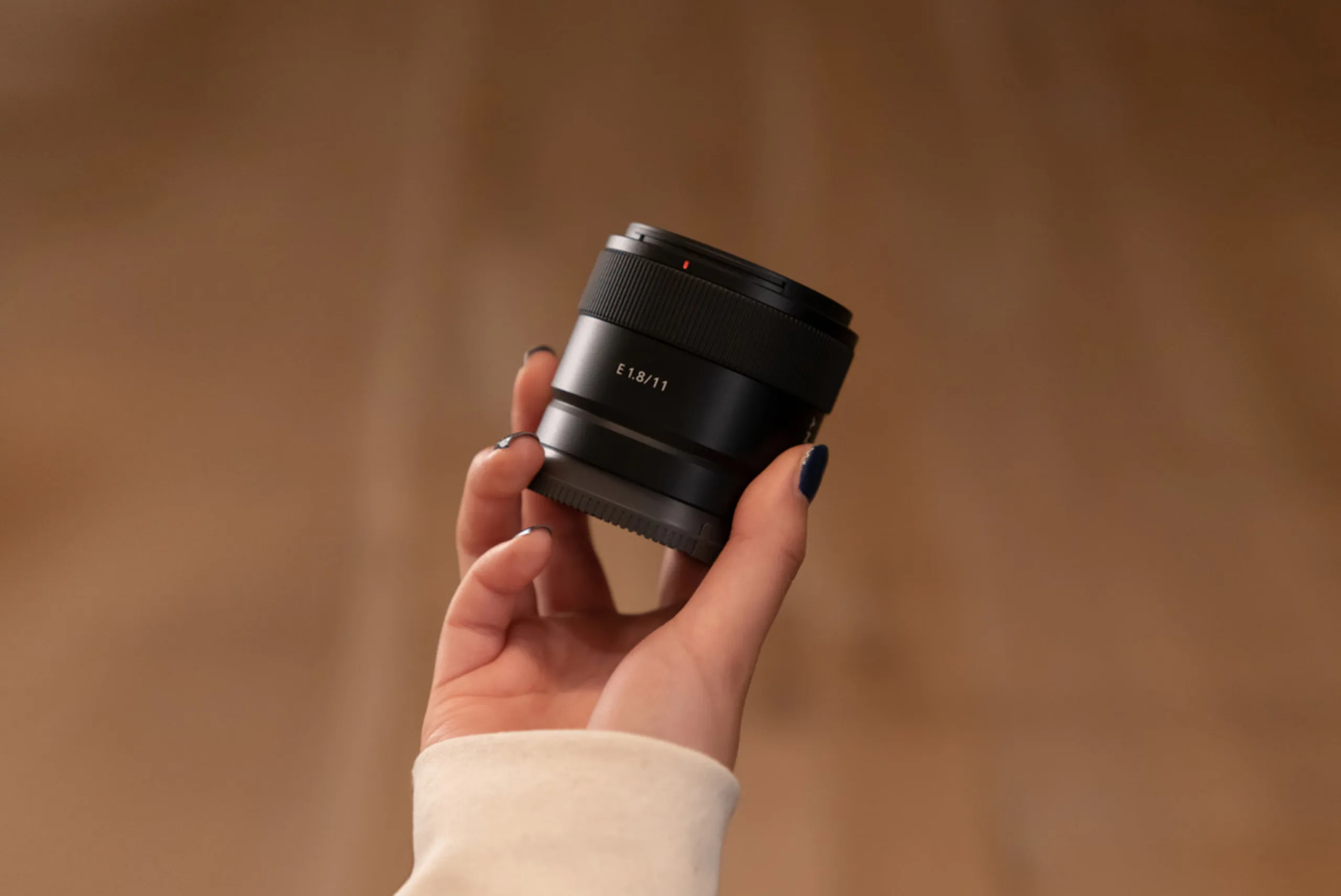 Sony ra mắt bộ ba ống kính góc rộng ngàm E cho máy ảnh APS-C: PZ 10-20mm F4 G, E 15mm F1.4 G và E 11mm F1.8