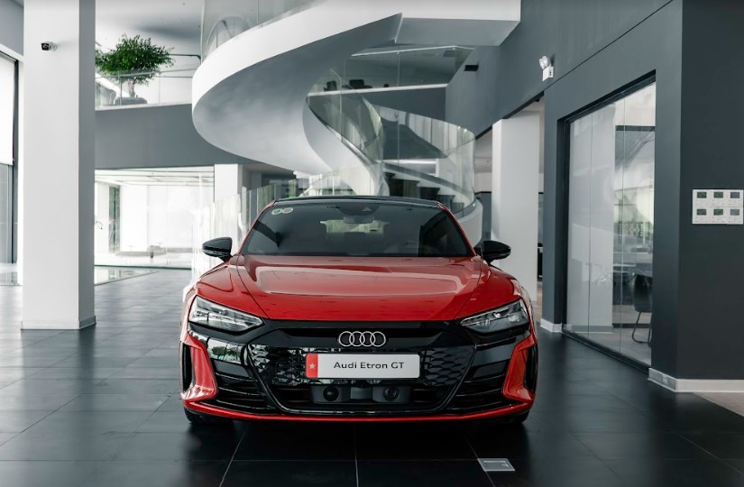 Audi e-tron GT chính thức ra mắt tại Việt Nam và hiện đang có sẵn