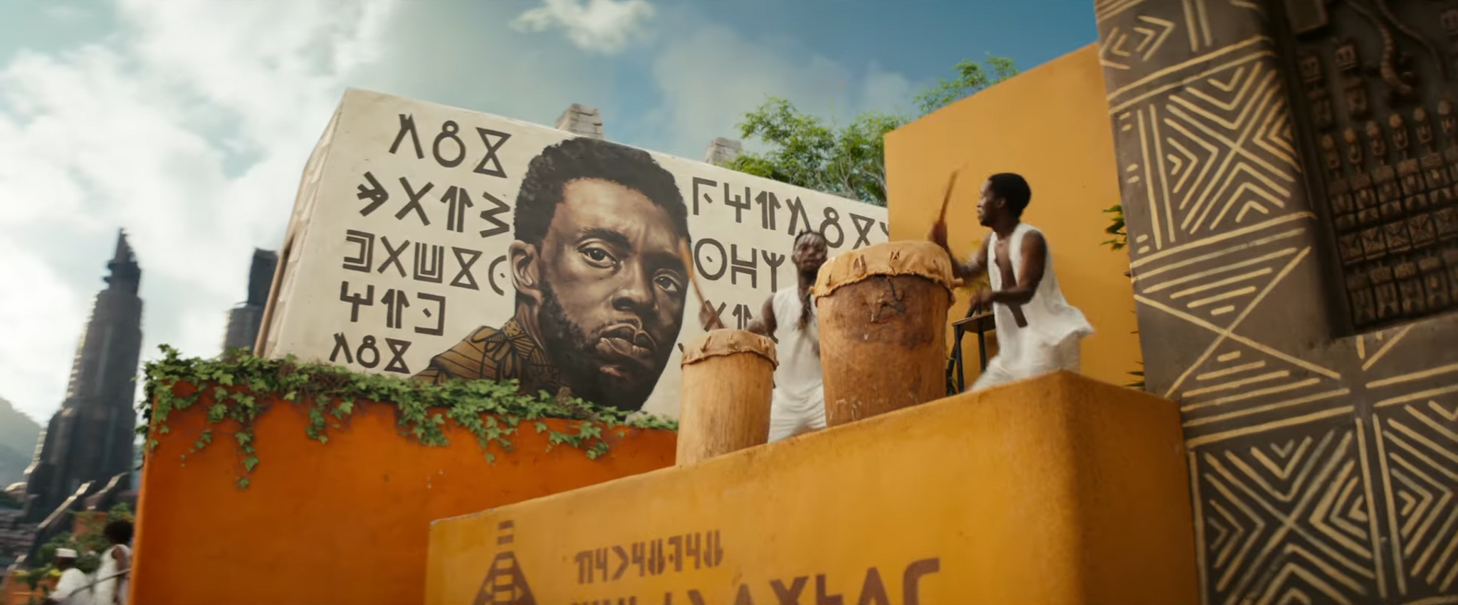 Marvel tung trailer chính thức cho Black Panther: Wakanda Forever, ai sẽ là người kế vị Báo Đen?