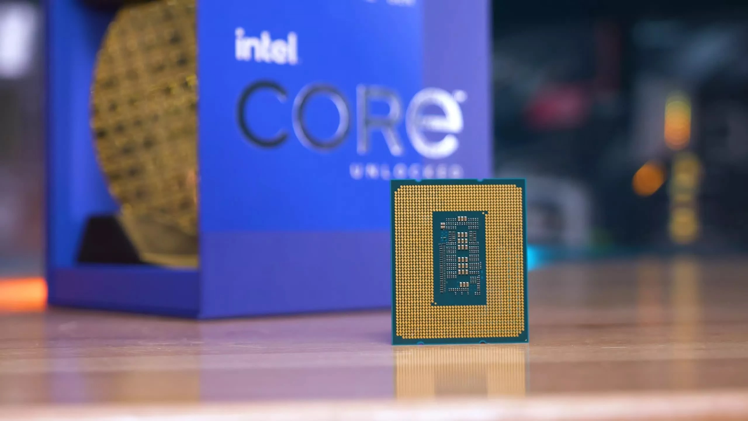 Intel Core i9-13900K có thể đạt ngưỡng nhiệt độ 100°C khi hoạt động