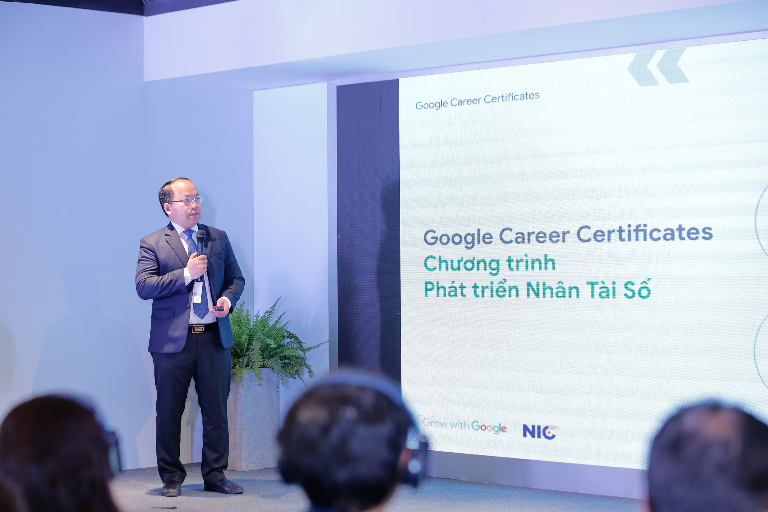 20,000 học bổng từ Google Career Certificates giúp mở khóa cơ hội việc làm mới cho học viên chưa có kinh nghiệm hoặc bằng cấp