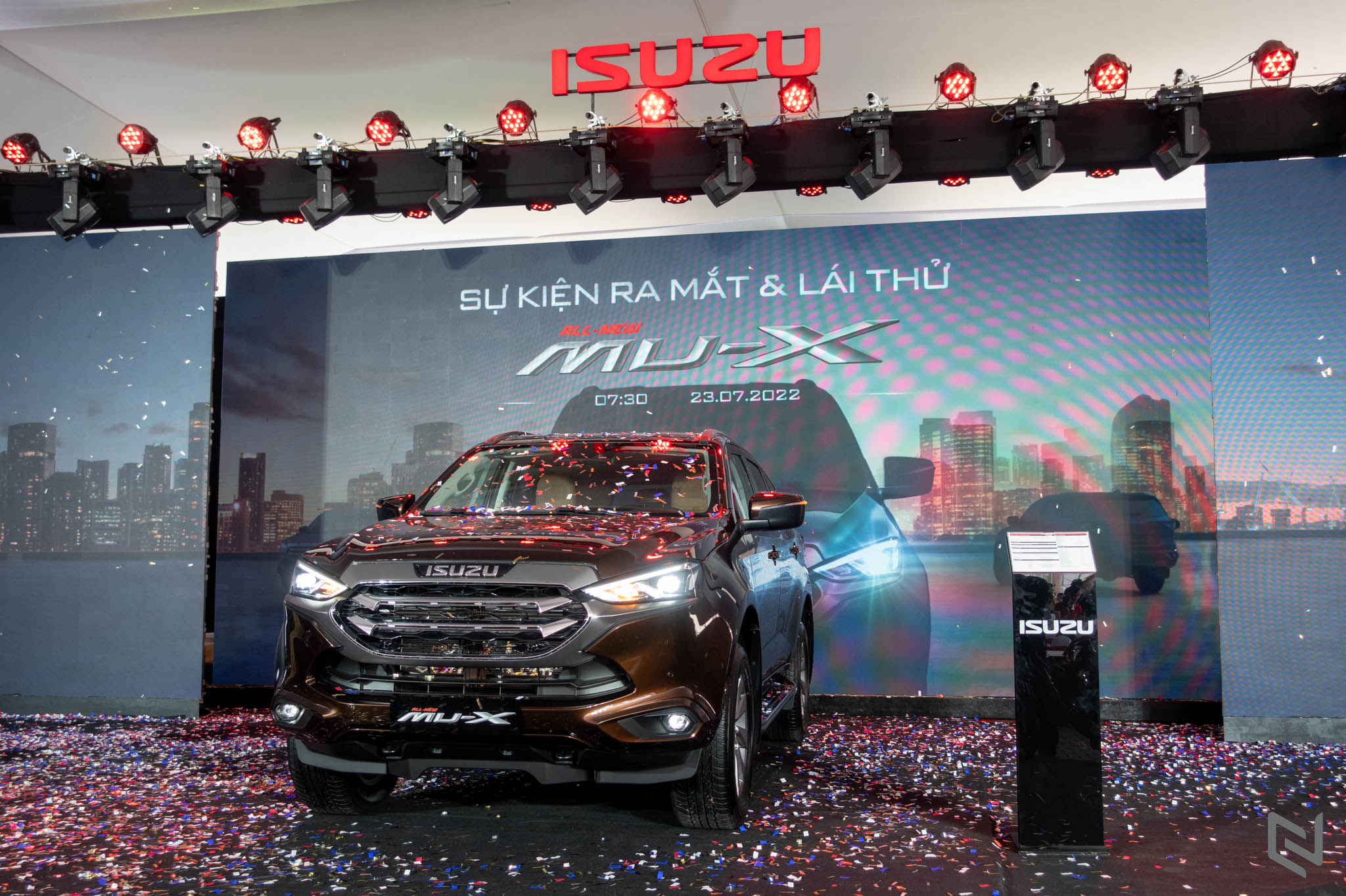 ISUZU Việt Nam tổ chức sự kiện ra mắt và lái thử xe All New mu-X tại thành phố Hồ Chí Minh