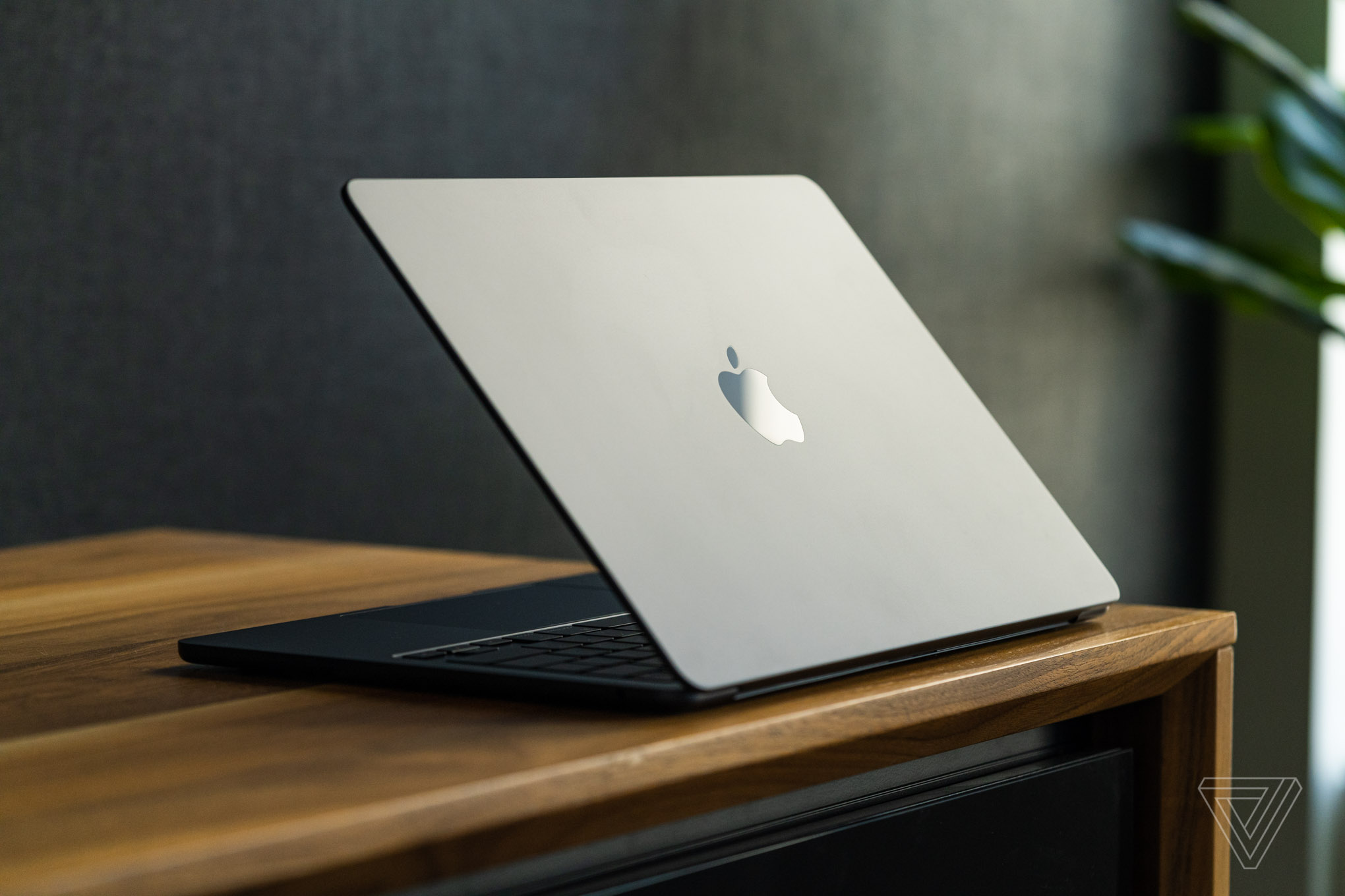 Đánh giá MacBook Air M2 2022 mới - Khởi đầu mới cho dòng Air từ Apple