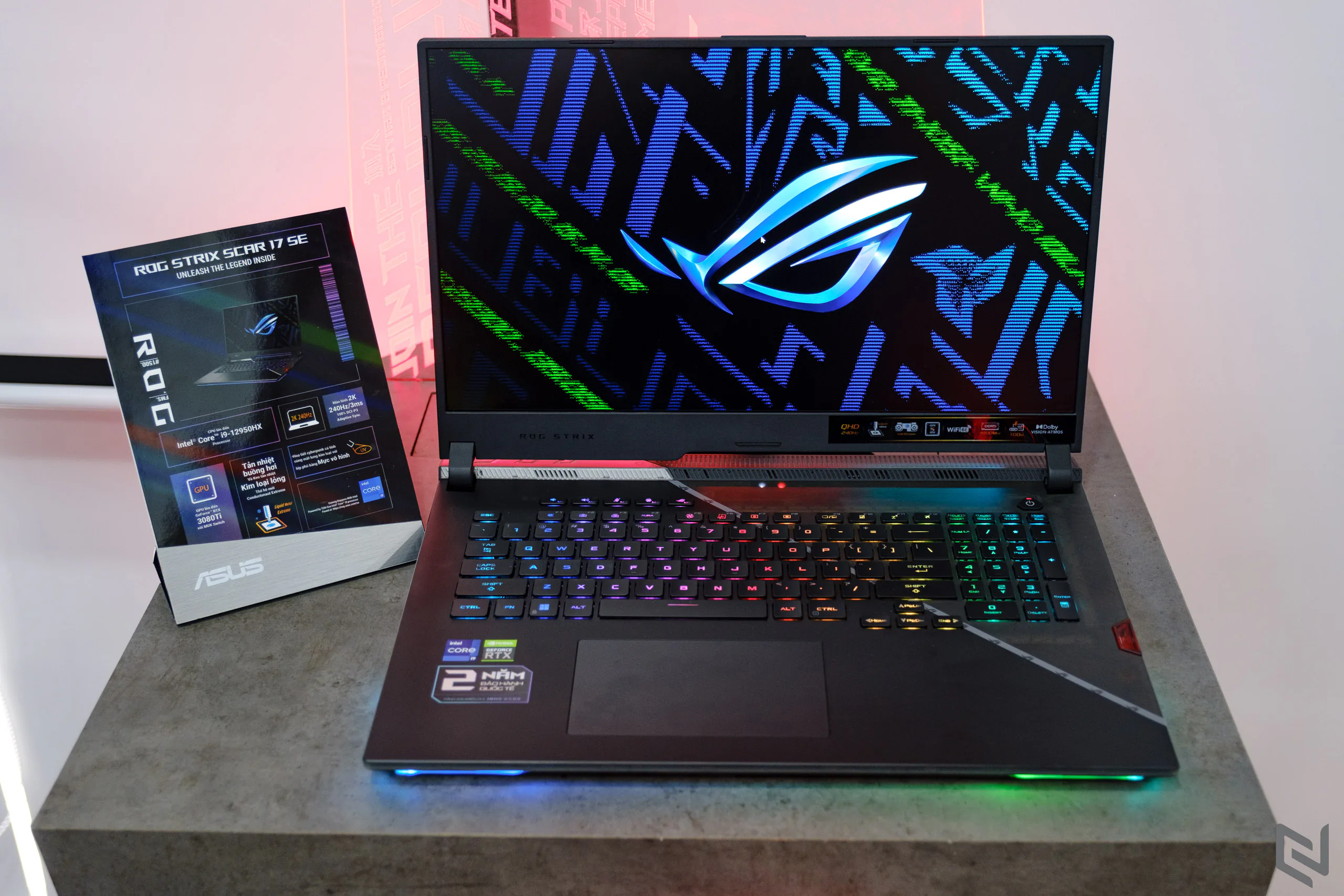 Trên tay ASUS ROG Strix SCAR 17 SE, chiếc laptop gaming trang bị vi xử lý Intel Alder Lake HX tại Việt Nam