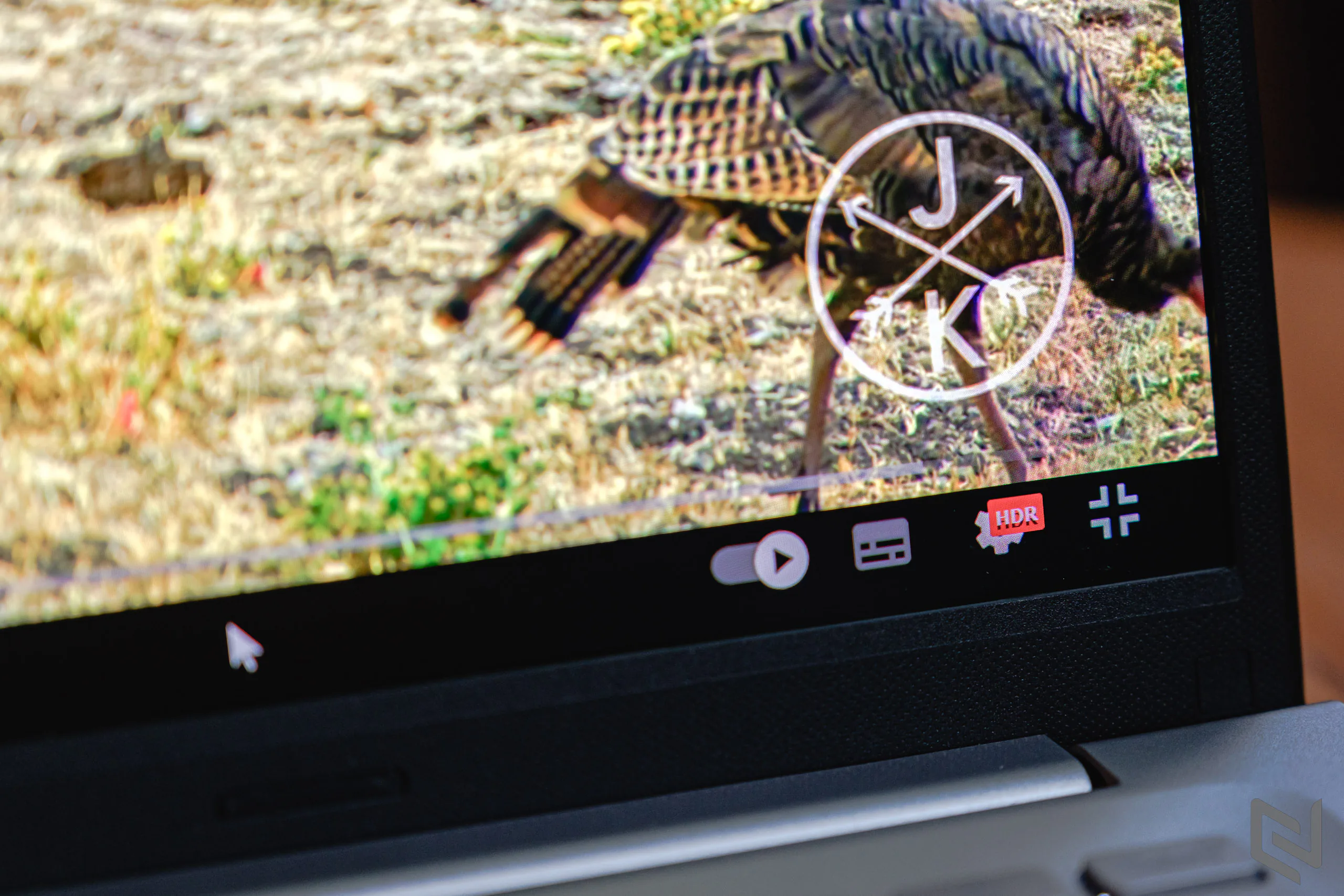 Trên tay ASUS Vivobook 14X OLED - Laptop làm việc mỏng nhẹ và mạnh mẽ nhất phân khúc