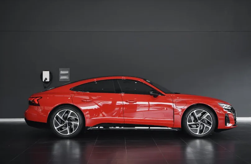 Audi e-tron GT chính thức ra mắt tại Việt Nam và hiện đang có sẵn