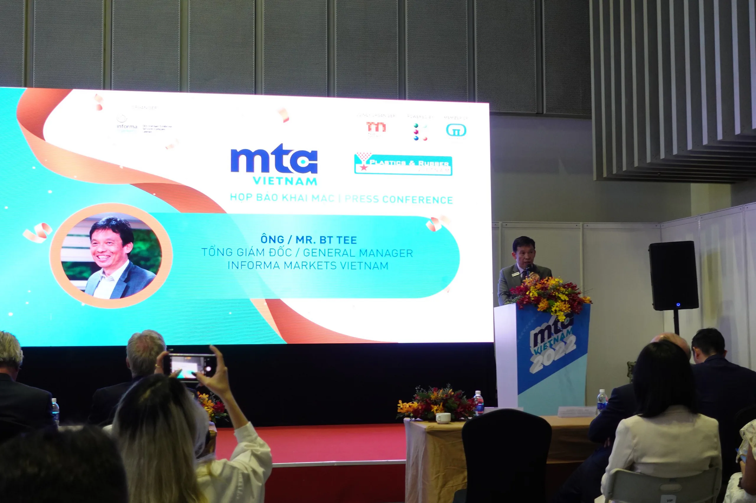 Khai mạc MTA 2022 - Triển lãm quốc tế về máy công cụ, cơ khí chính xác và gia công kim loại việt nam lần thứ 18