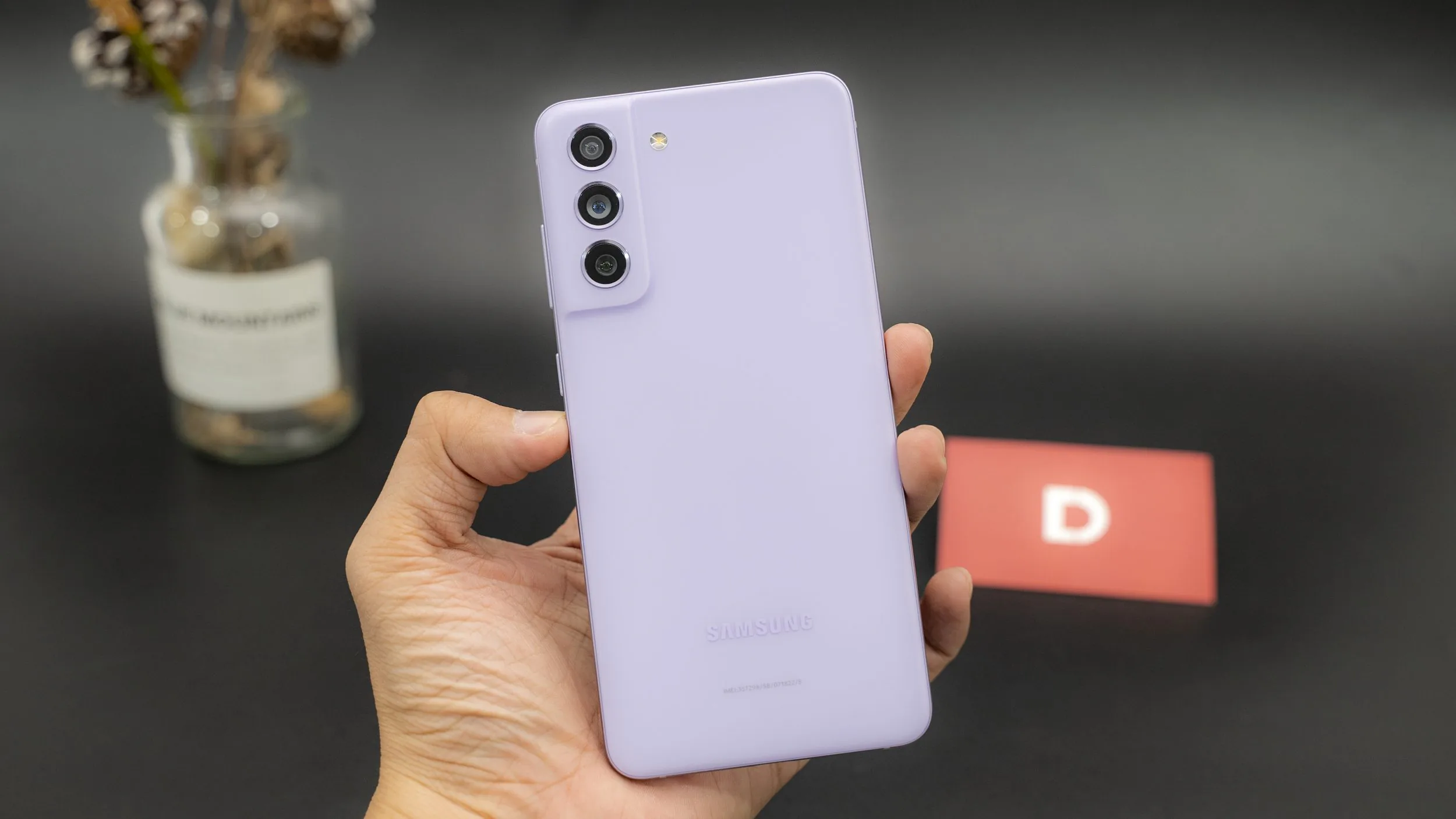 Cuối tháng 7, đại lý bán lẻ giảm giá Smartphone hơn 8 triệu, phụ kiện giảm đến 65%