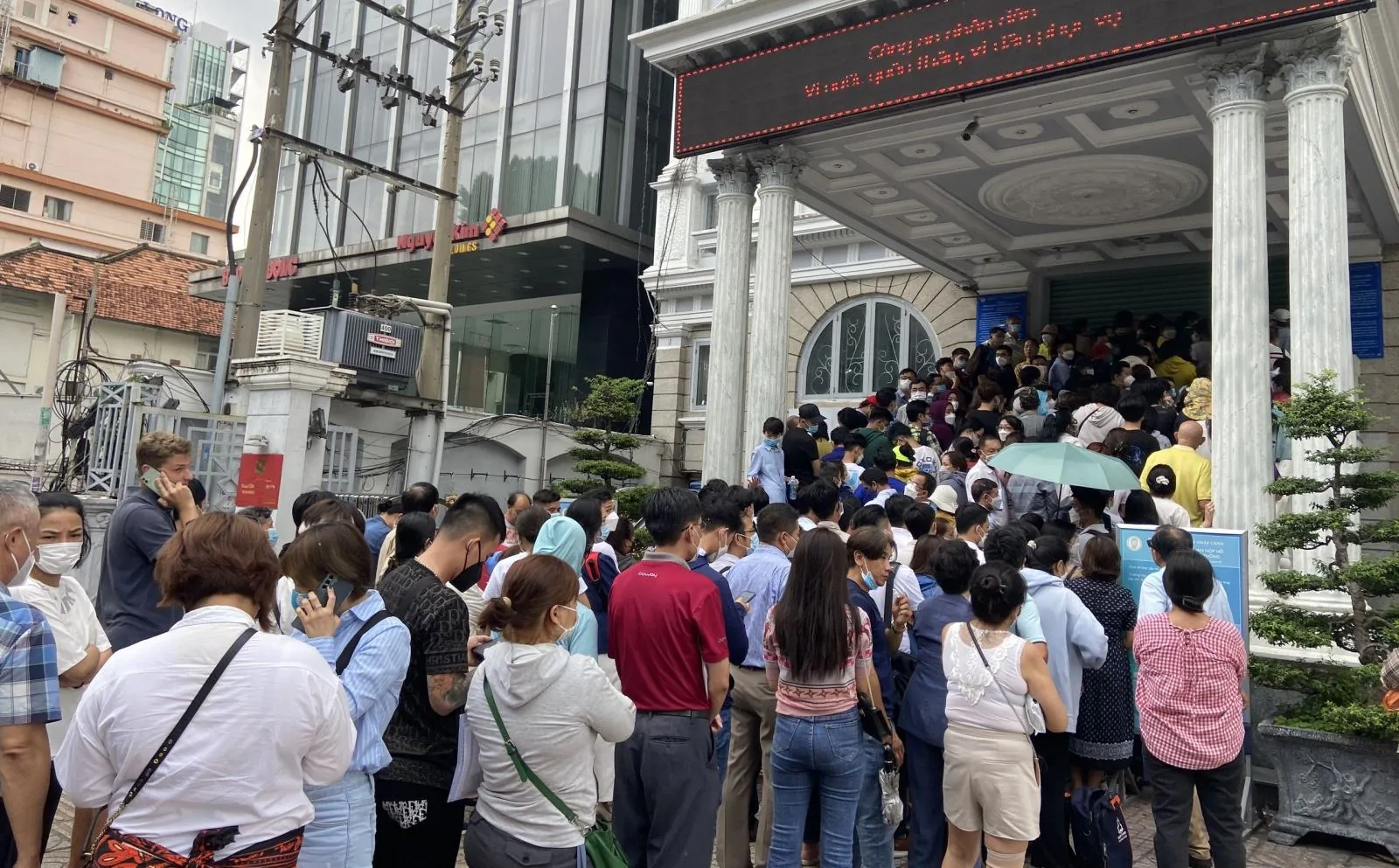 Khác biệt giữa hộ chiếu gắn chip và không gắn chip là gì?