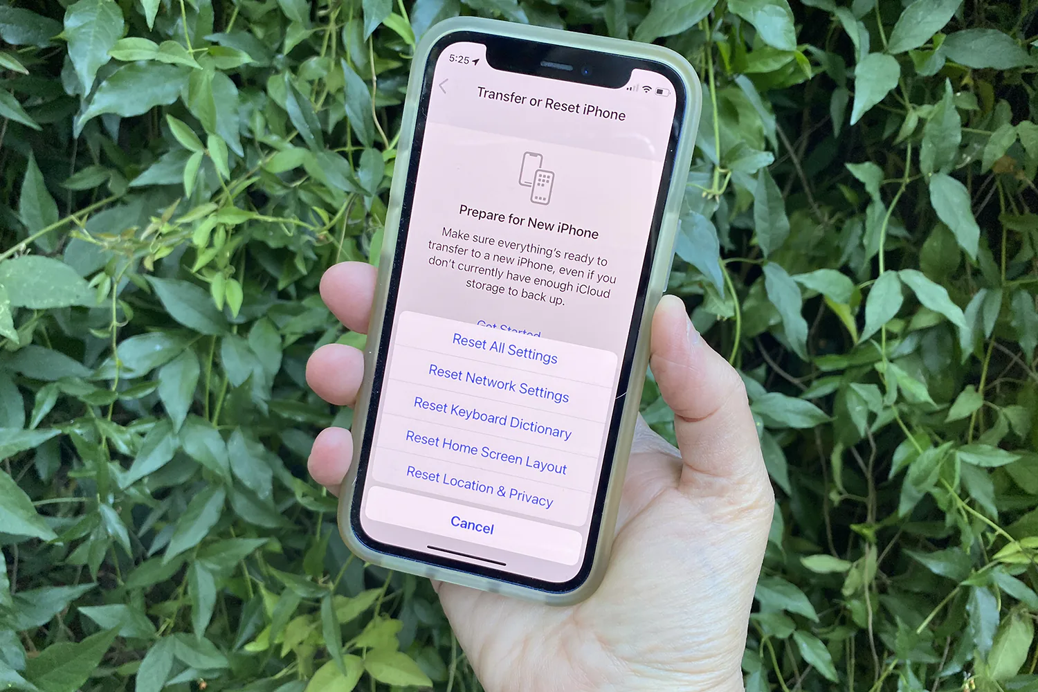 Hướng dẫn cách khôi phục cài đặt gốc cho iPhone và xóa tất cả dữ liệu của bạn