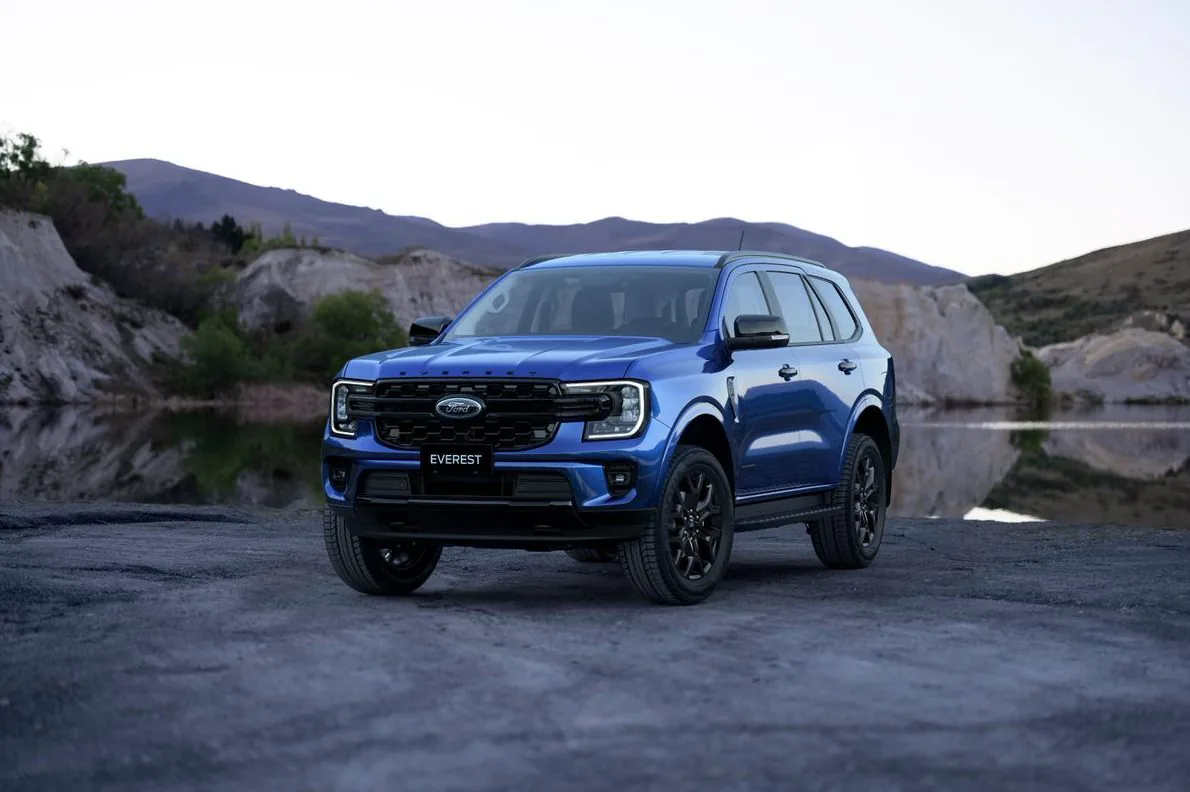 Ford Everest 2023 chính thức ra mắt tại Việt Nam với giá bán từ 1.099 tỷ đồng