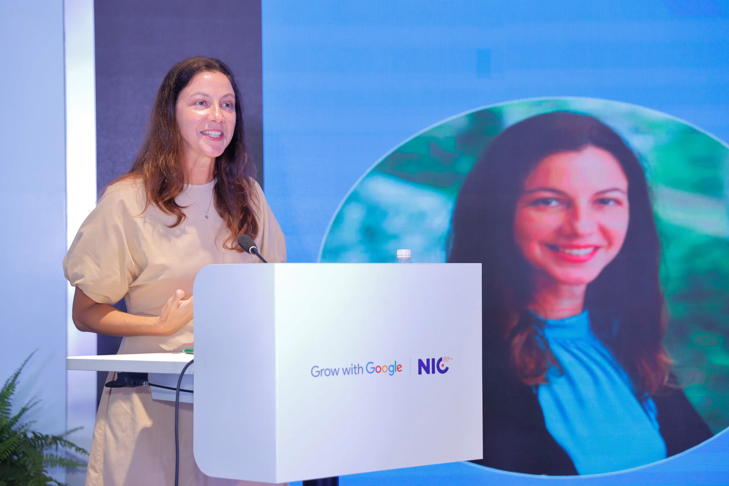 20,000 học bổng từ Google Career Certificates giúp mở khóa cơ hội việc làm mới cho học viên chưa có kinh nghiệm hoặc bằng cấp
