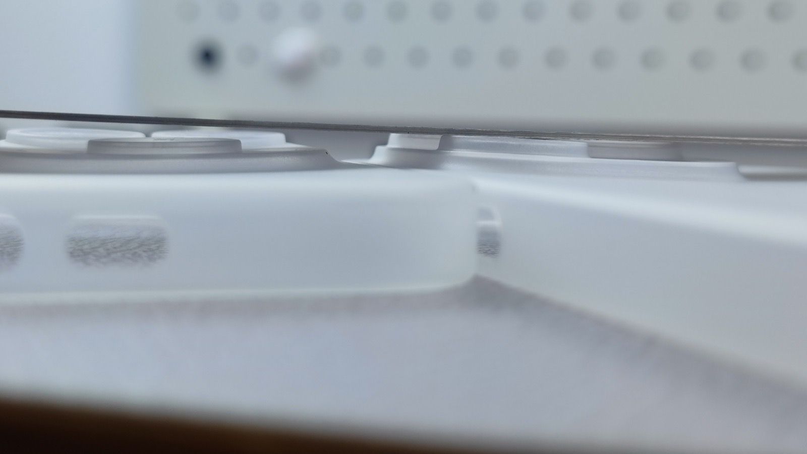 Lộ diện loạt ốp lưng cho iPhone 14 series với cụm camera lớn hơn