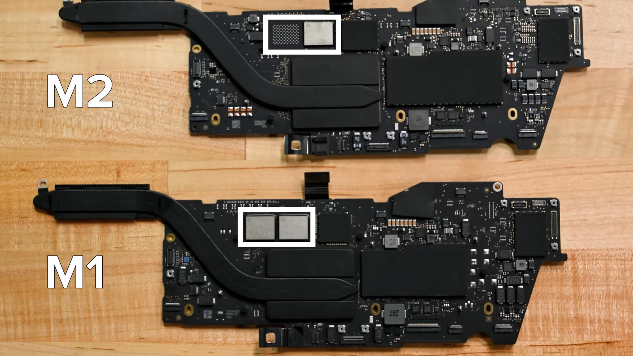 iFixit tháo tung MacBook Pro 13-inch M2 mới với một chút thay đổi bên trong