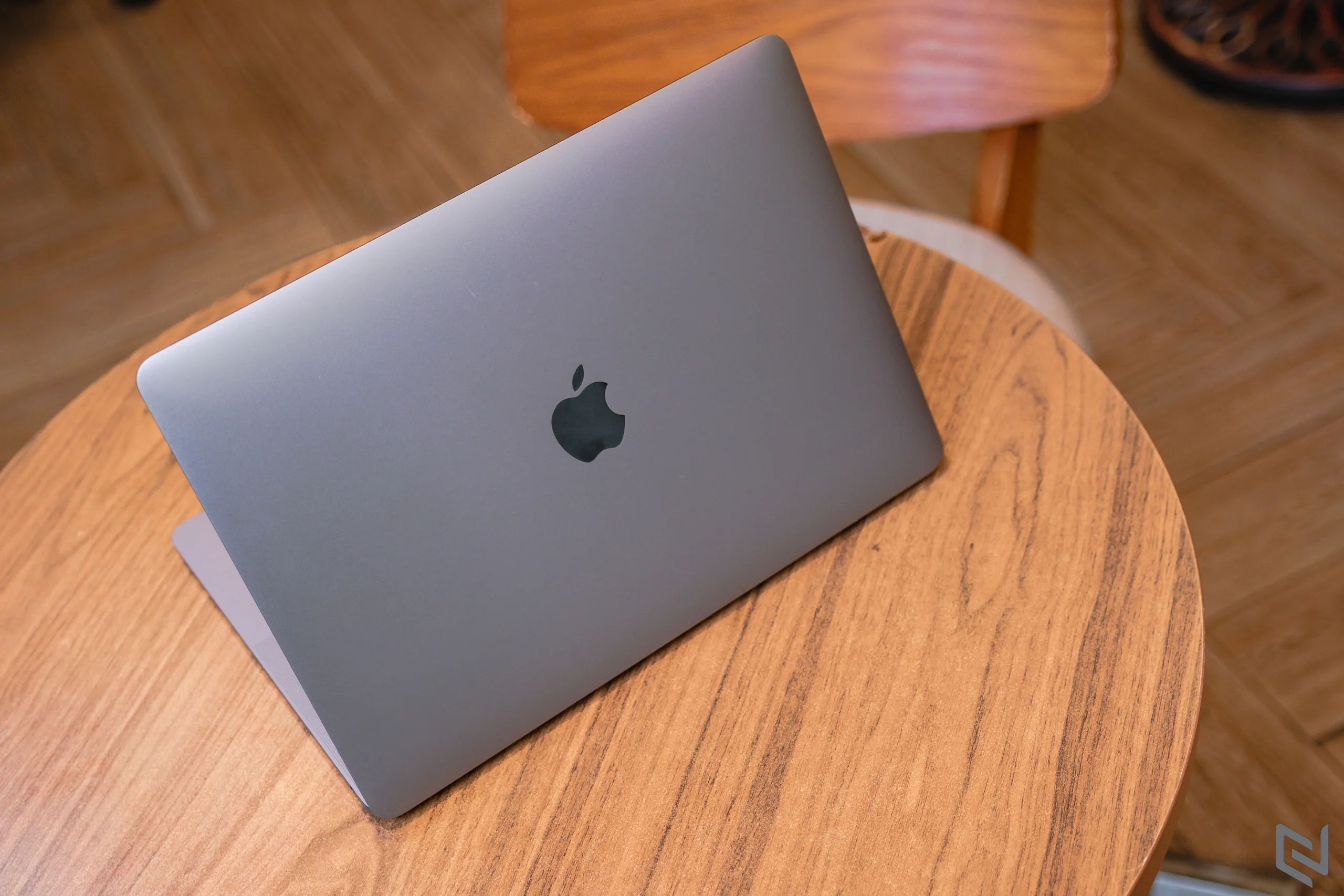 Đánh giá MacBook Pro M2 2022 bản 8GB/256GB: Chọn lựa ưu tiên hiệu năng