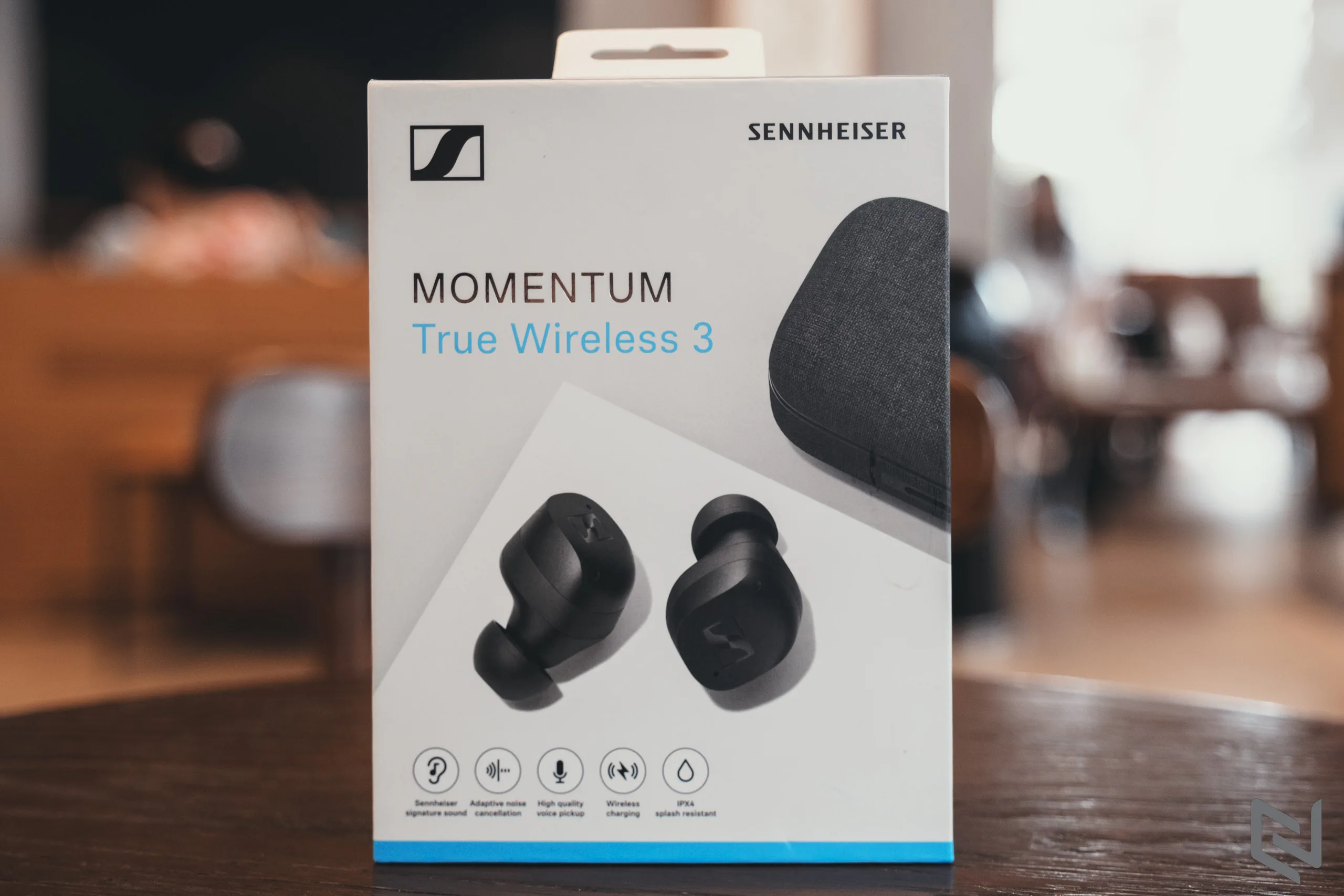Đánh giá Sennheiser MOMENTUM True Wireless 3: Chất âm dẫn đầu, giá quá dễ chịu