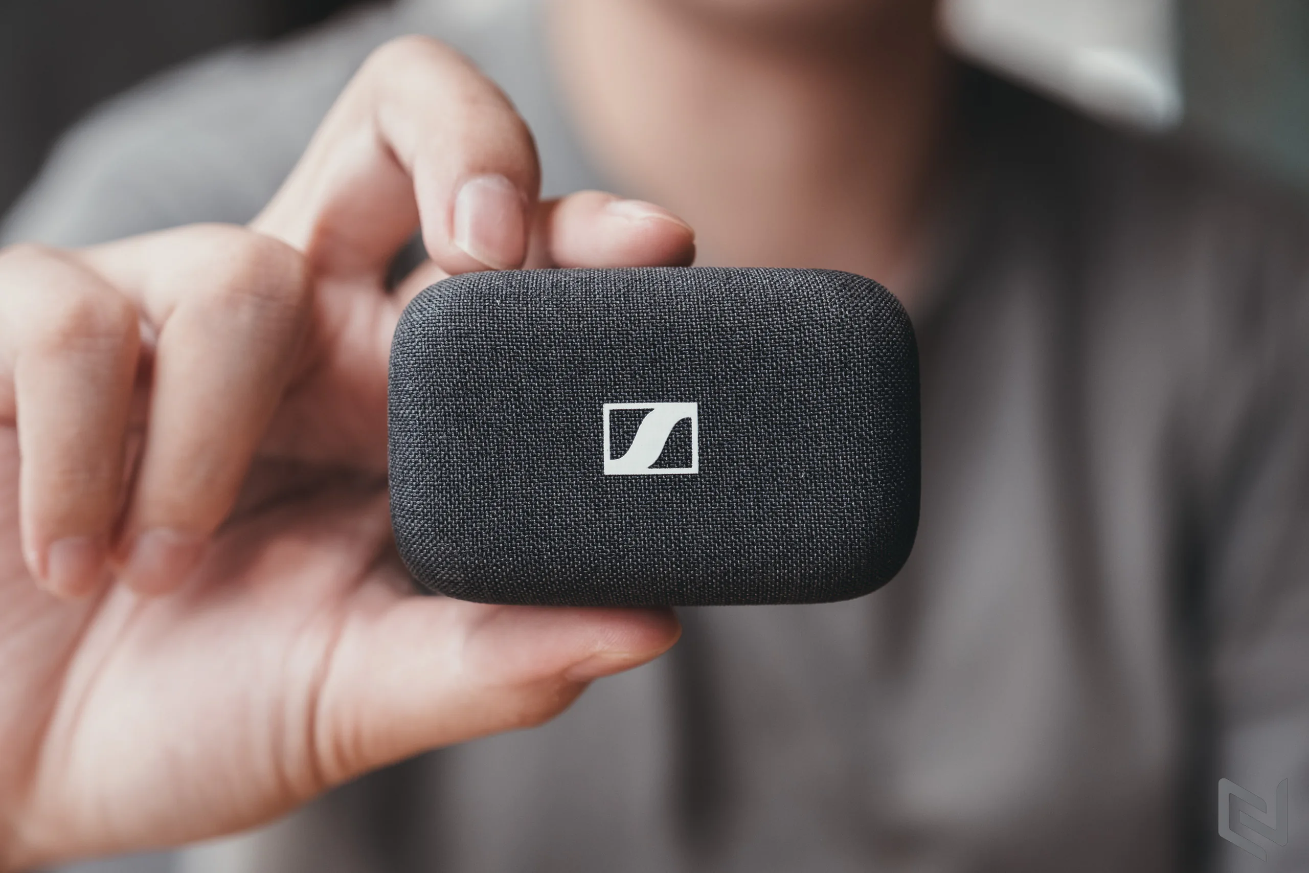 Đánh giá Sennheiser MOMENTUM True Wireless 3: Chất âm dẫn đầu, giá quá dễ chịu