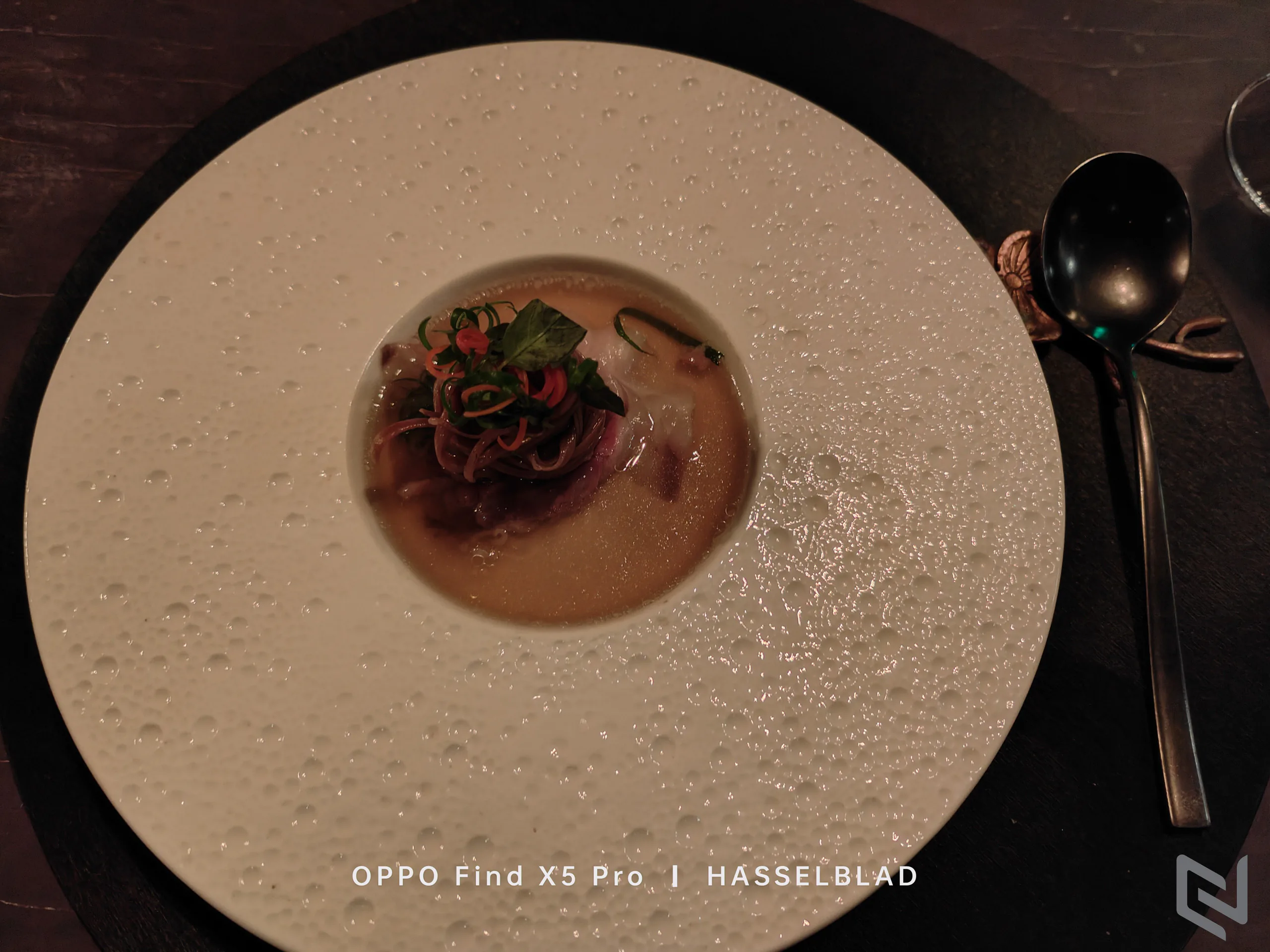 Bộ ảnh chụp thiếu sáng bằng OPPO Find X5 Pro 5G tại CoCo Dining & Whisky Bar
