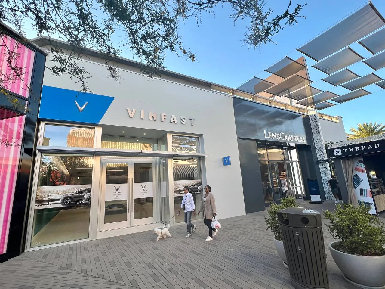 Hình ảnh ban đầu về VinFast Store đầu tiên tại Mỹ sắp khai trương