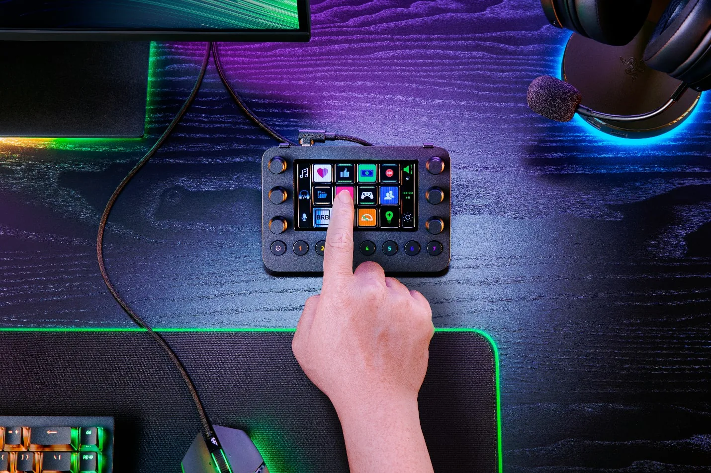 Razer ra mắt Stream Controller mới phù hợp với streamer và nhà sáng tạo nội dung