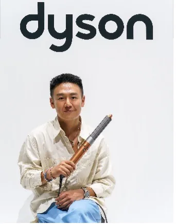 Dễ dàng tạo kiểu tóc “mái bay” theo phong cách Hàn Quốc ngay tại nhà cùng Dyson Airwrap multi-styler thế hệ mới