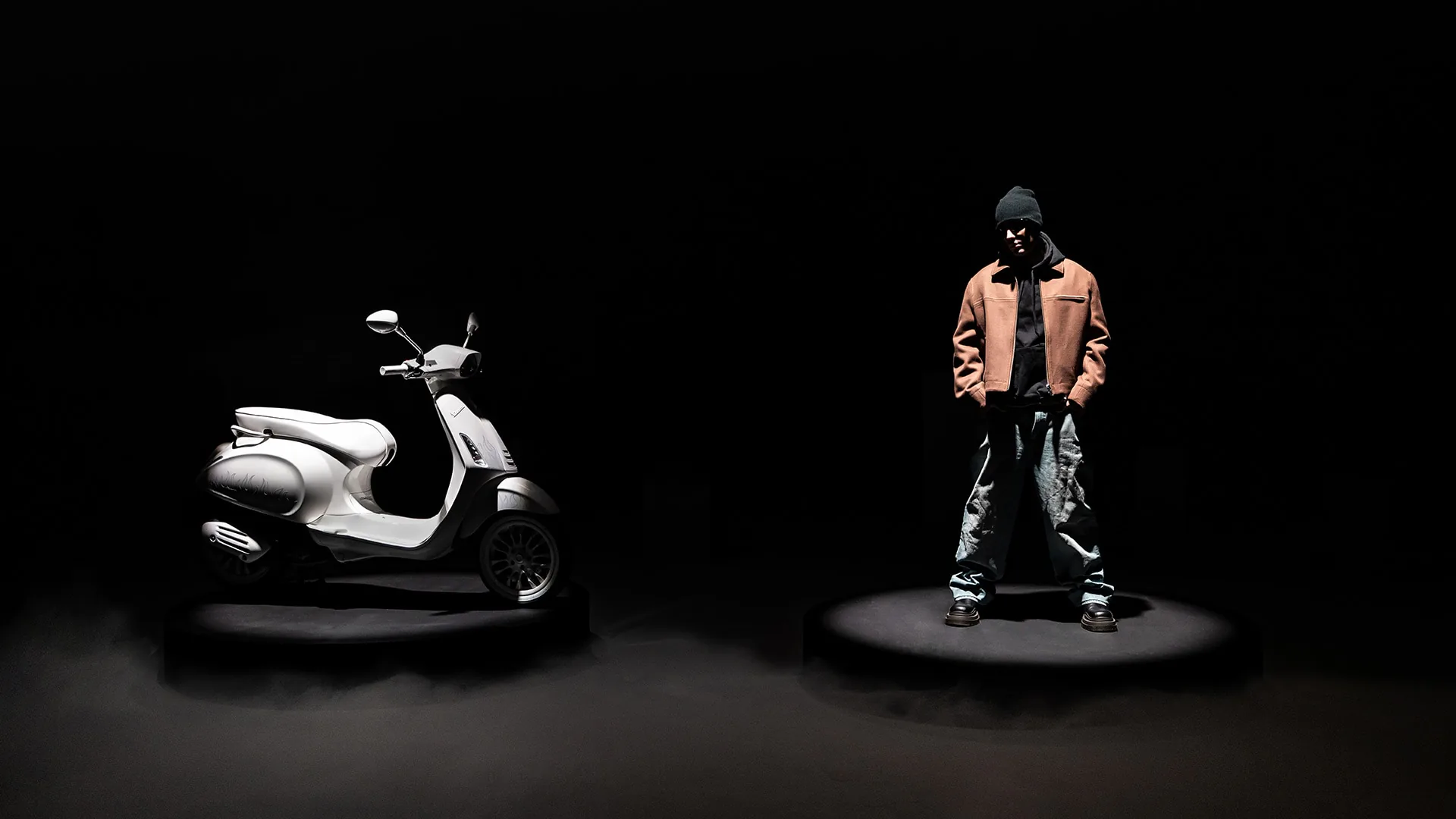 Vespa Sprint Justin Bieber sẽ có giá từ 115 triệu đồng khi bán ra tại Việt Nam