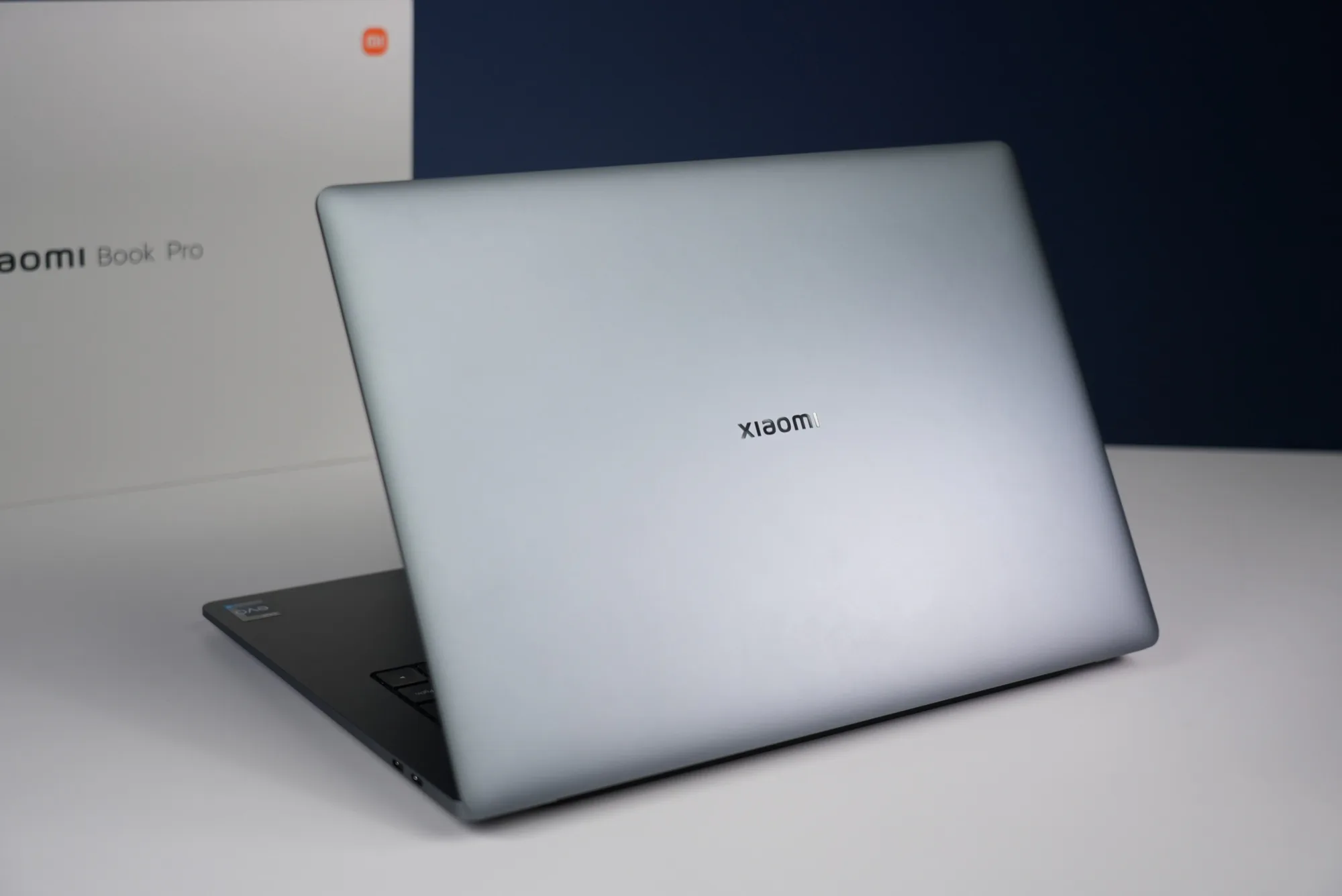 Xiaomi ra mắt laptop Book Pro 2022 mới với màn hình OLED 4K, chạy chip Intel Gen 12