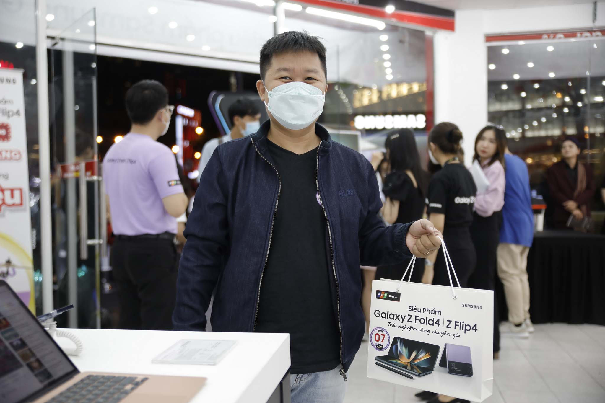 FPT Shop mở bán Galaxy Z Fold4 | Z Flip4 sớm nhất tại Việt Nam