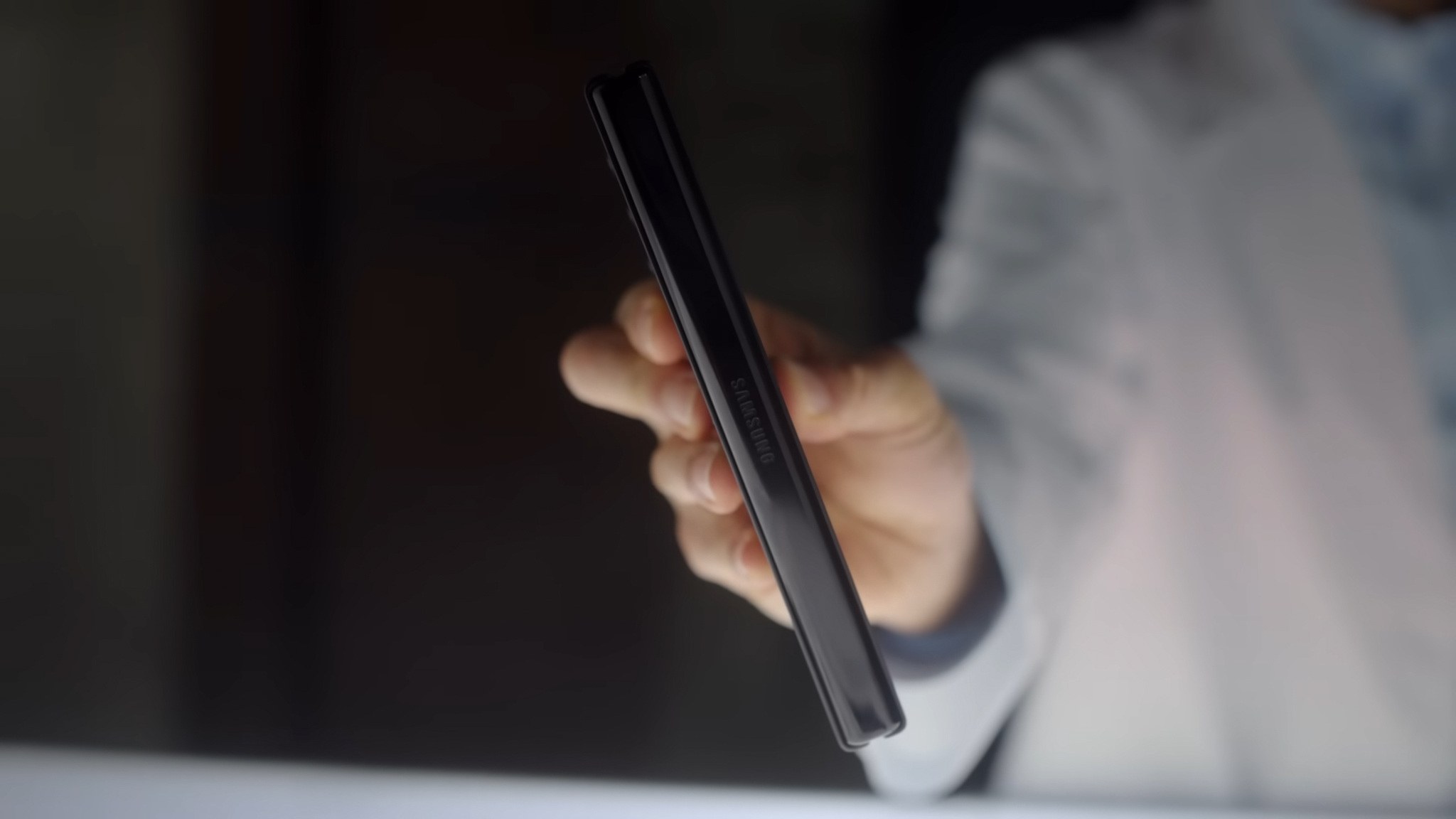 Galaxy Z Fold4 với cơ cấu bản lề khớp xoay mới có gì đặc biệt?