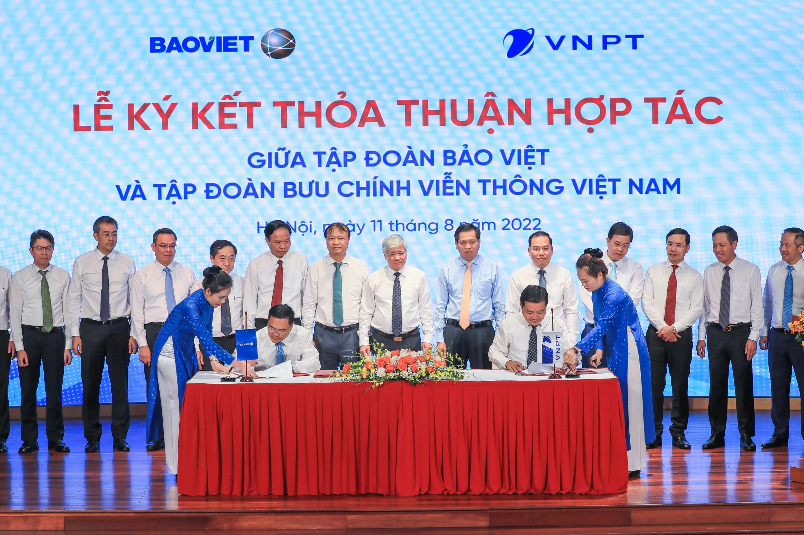 VNPT hợp tác xây dựng hệ sinh thái tài chính số toàn diện với Tập đoàn Bảo Việt và Ngân hàng Vietinbank