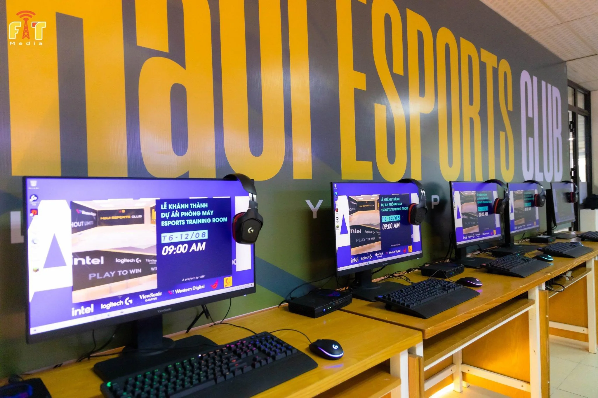 Trường Đại học Công nghiệp Hà Nội tiếp nối và đẩy mạnh phong trào eSport Training Room