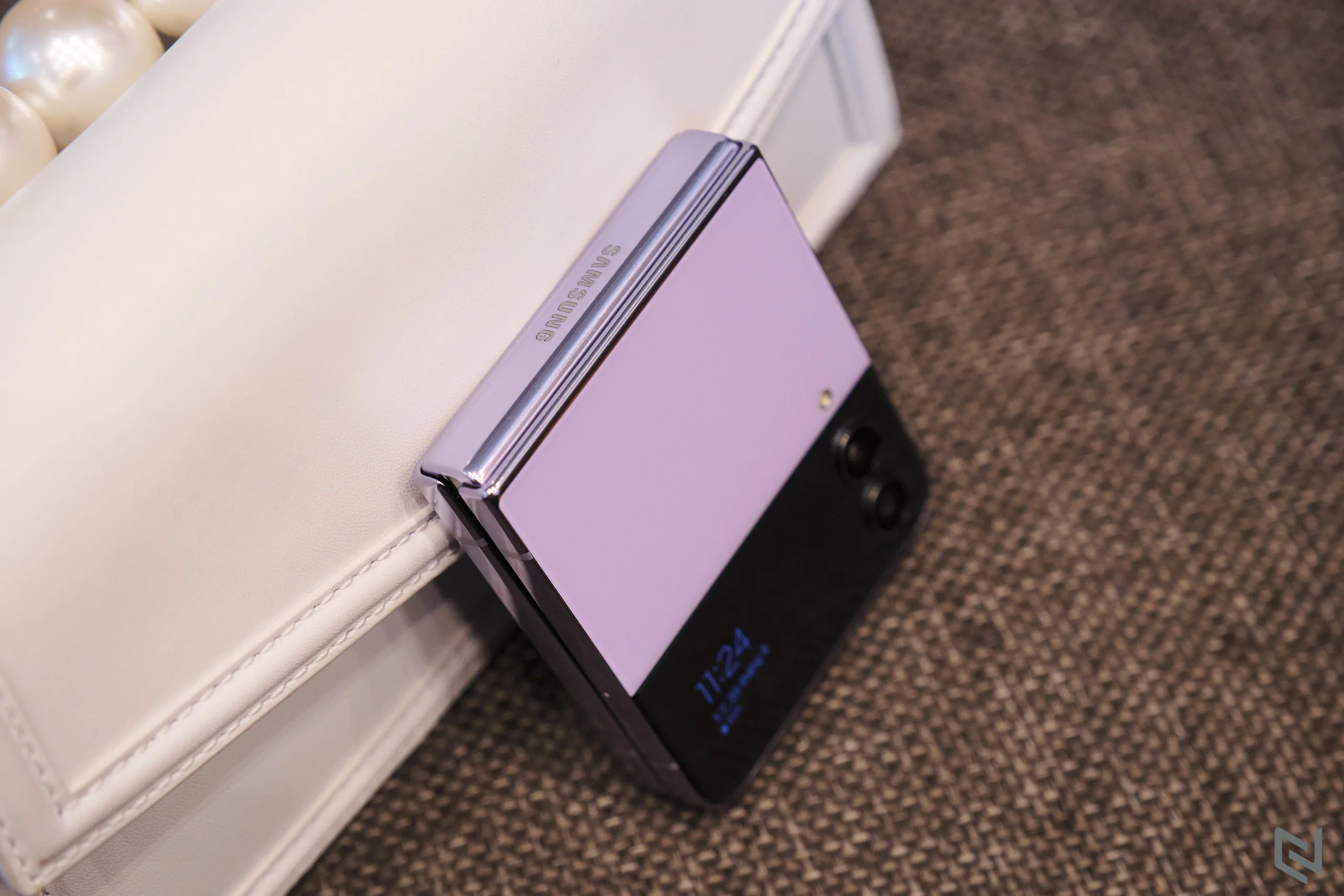 Đánh giá Galaxy Z Flip4: Lựa chọn khó cưỡng dành cho tín đồ thời trang