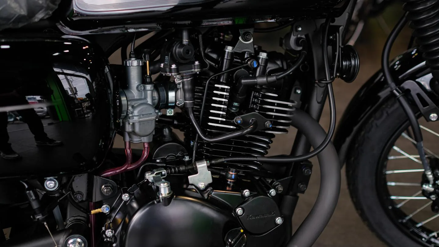 Kawasaki W175 2023 có giá bán hơn 70 triệu đồng tại Việt Nam