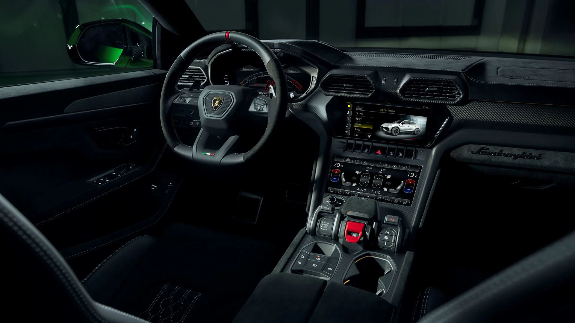 Lamborghini ra mắt siêu SUV Urus Performante trọng lượng nhẹ hơn nhưng công suất mạnh mẽ