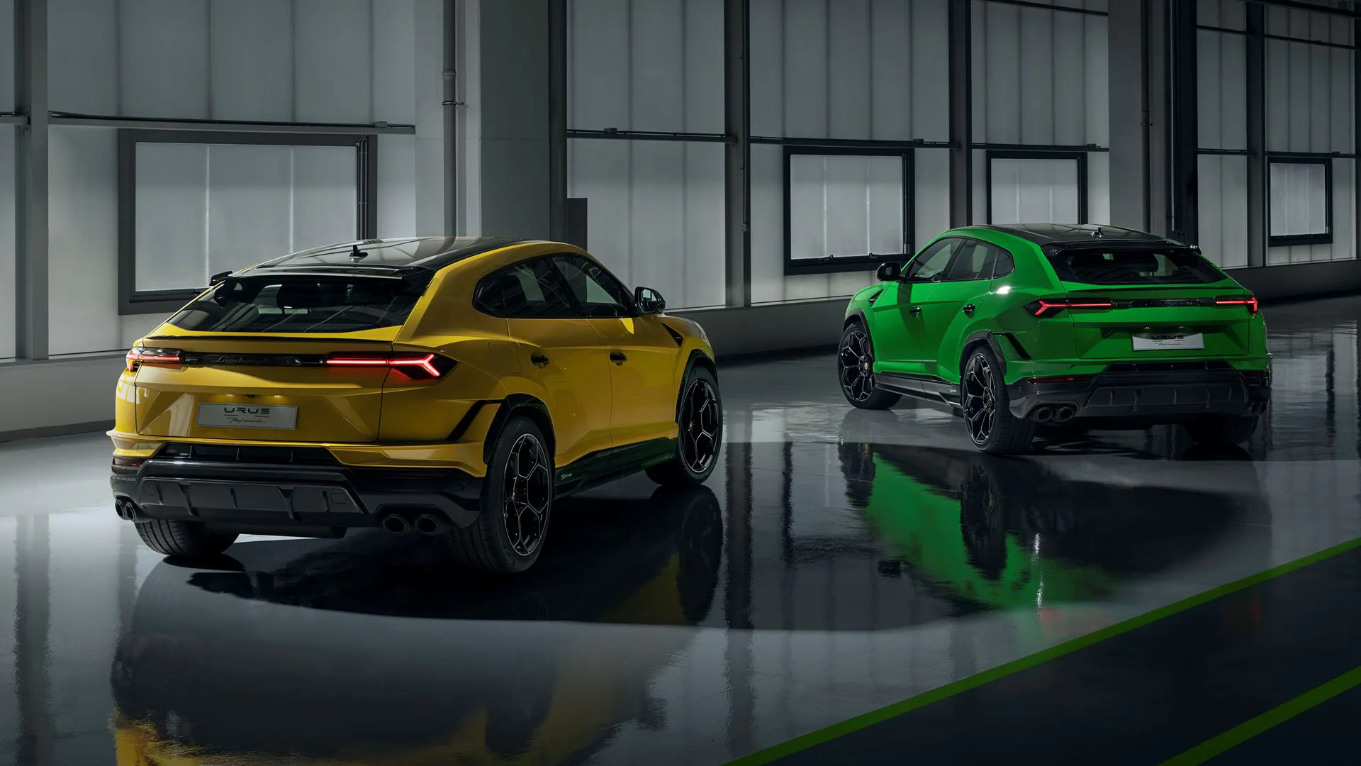Lamborghini ra mắt siêu SUV Urus Performante trọng lượng nhẹ hơn nhưng công suất mạnh mẽ
