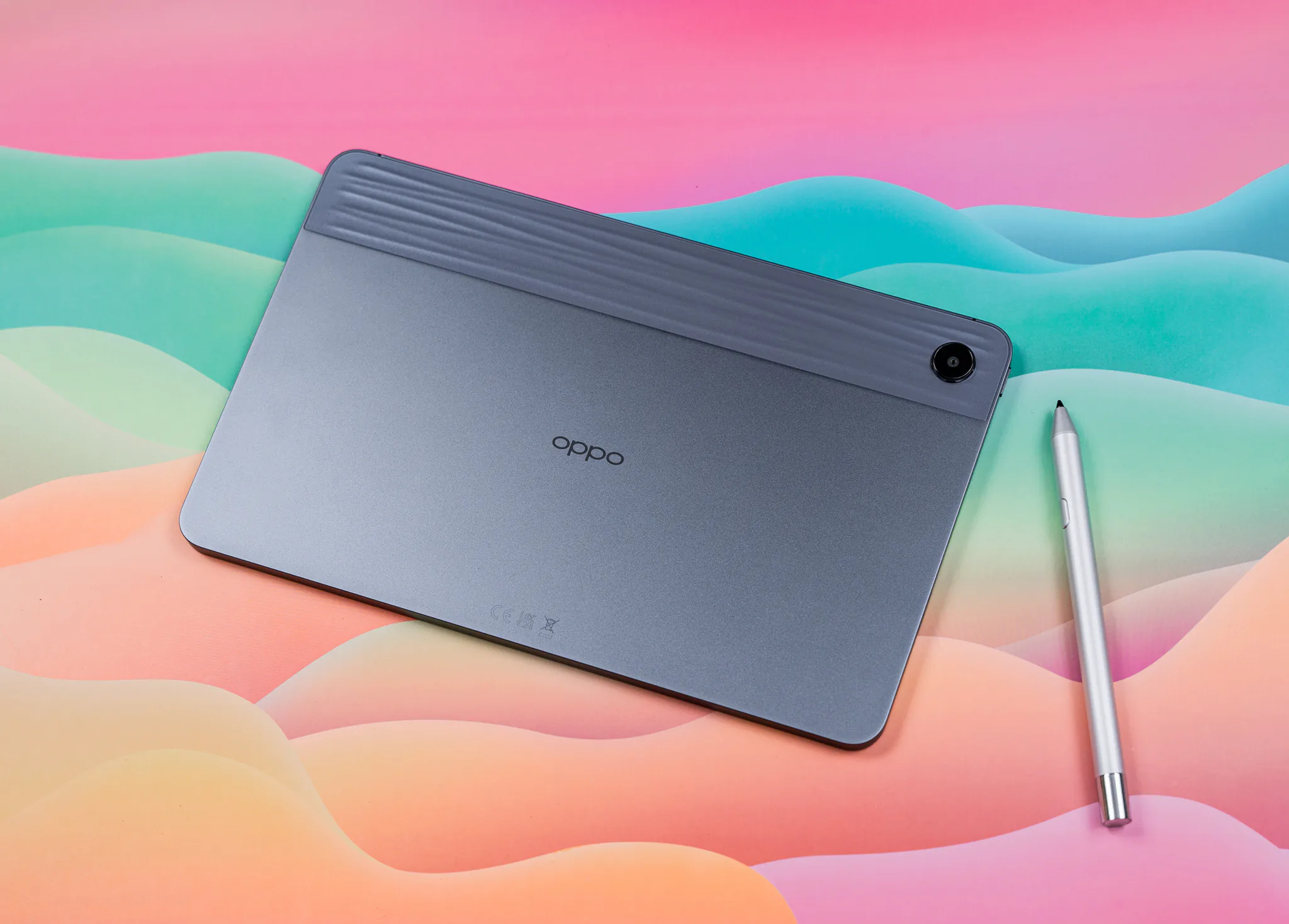 OPPO lần đầu tiên ra mắt máy tính bảng tại Việt Nam, sản phẩm mỏng nhẹ nhất phân khúc