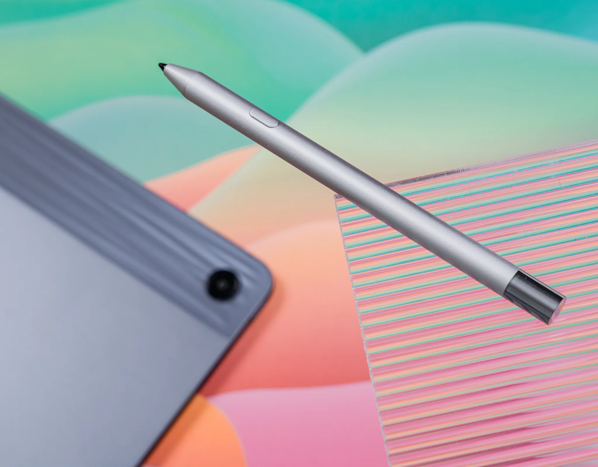 OPPO lần đầu tiên ra mắt máy tính bảng tại Việt Nam, sản phẩm mỏng nhẹ nhất phân khúc